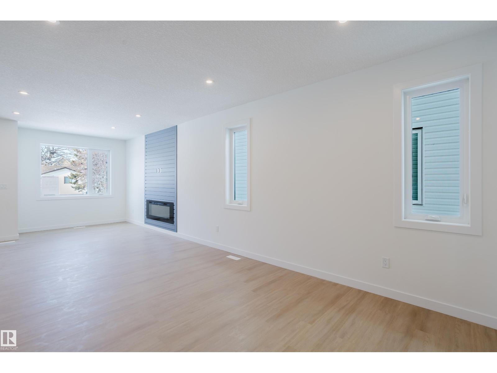 9707 157 ST NW NW - 15