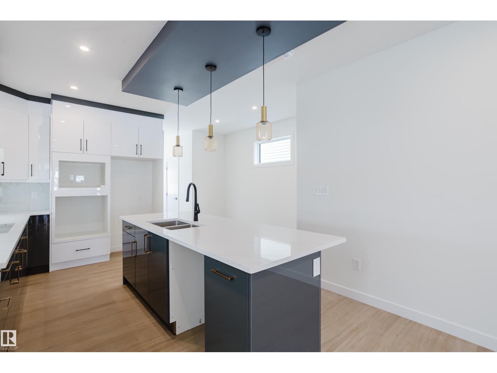 9707 157 ST NW NW - 19