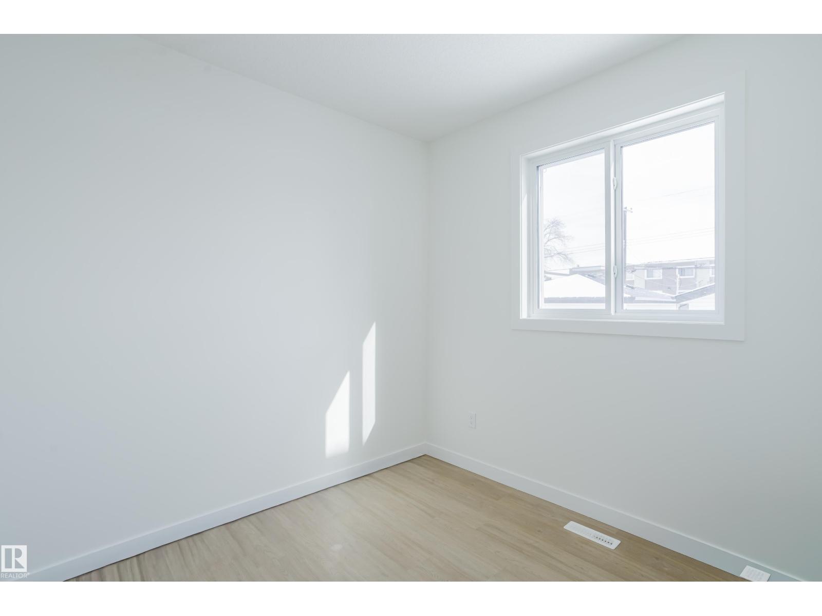 9707 157 ST NW NW - 28