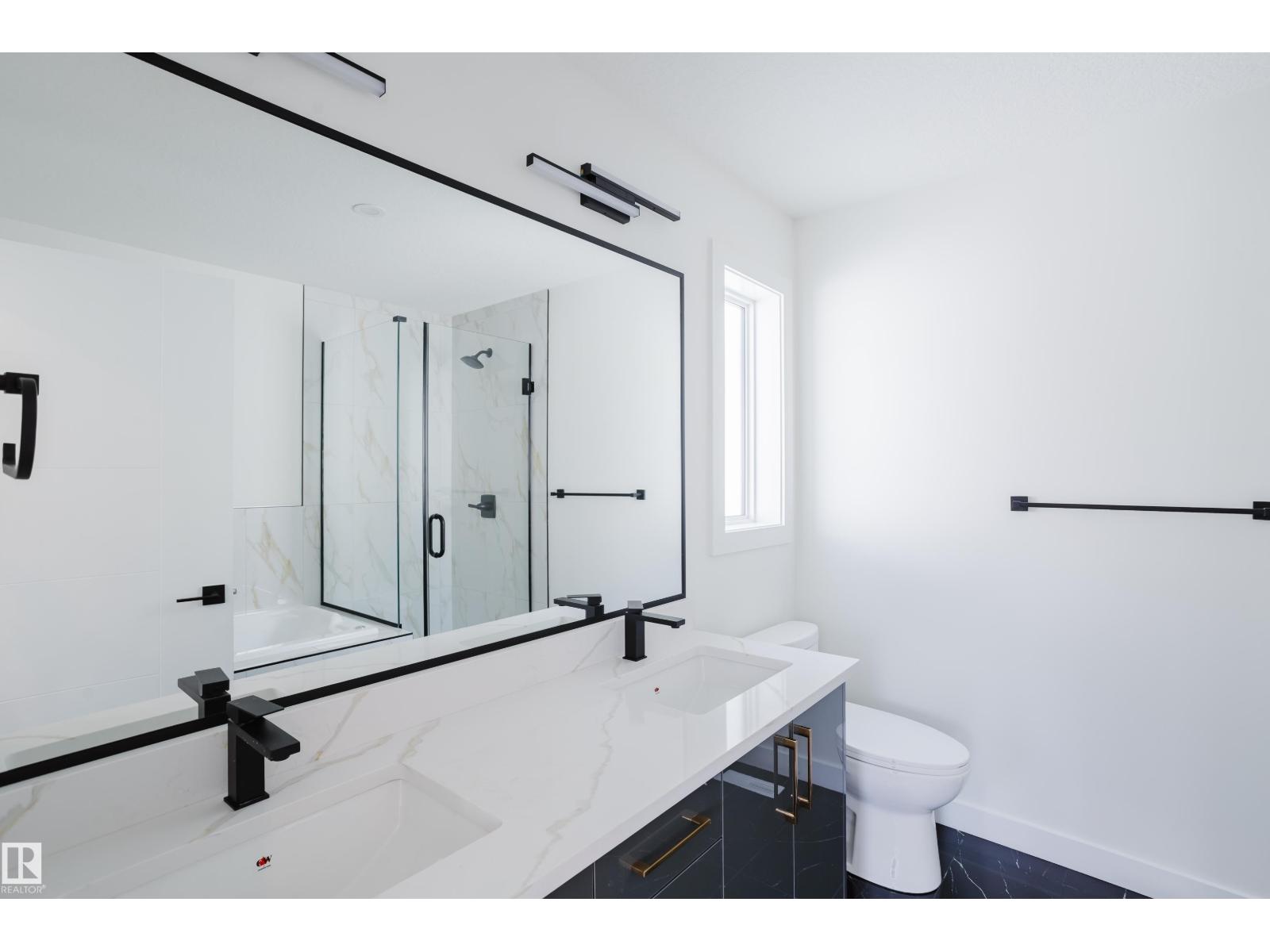 9707 157 ST NW NW - 38