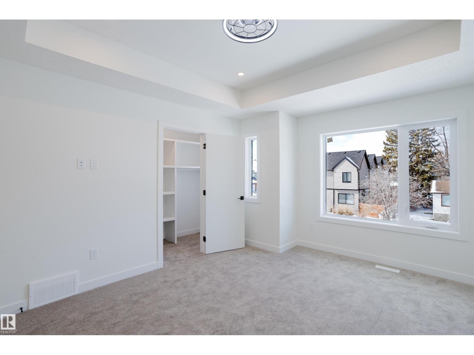 9707 157 ST NW NW - 39