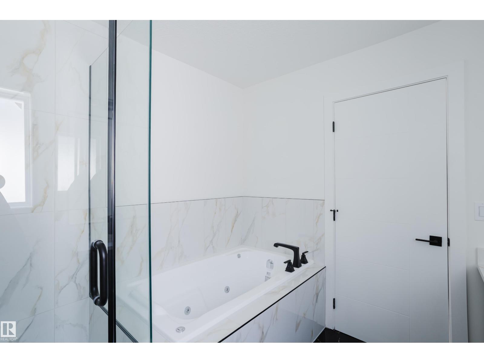 9707 157 ST NW NW - 41