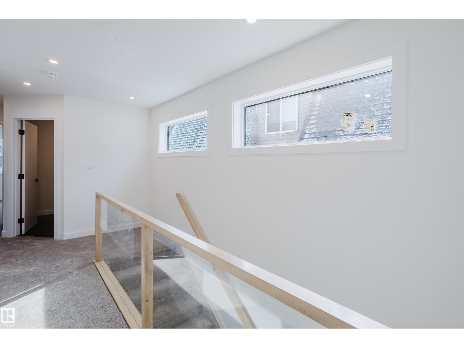 9707 157 ST NW NW - 43