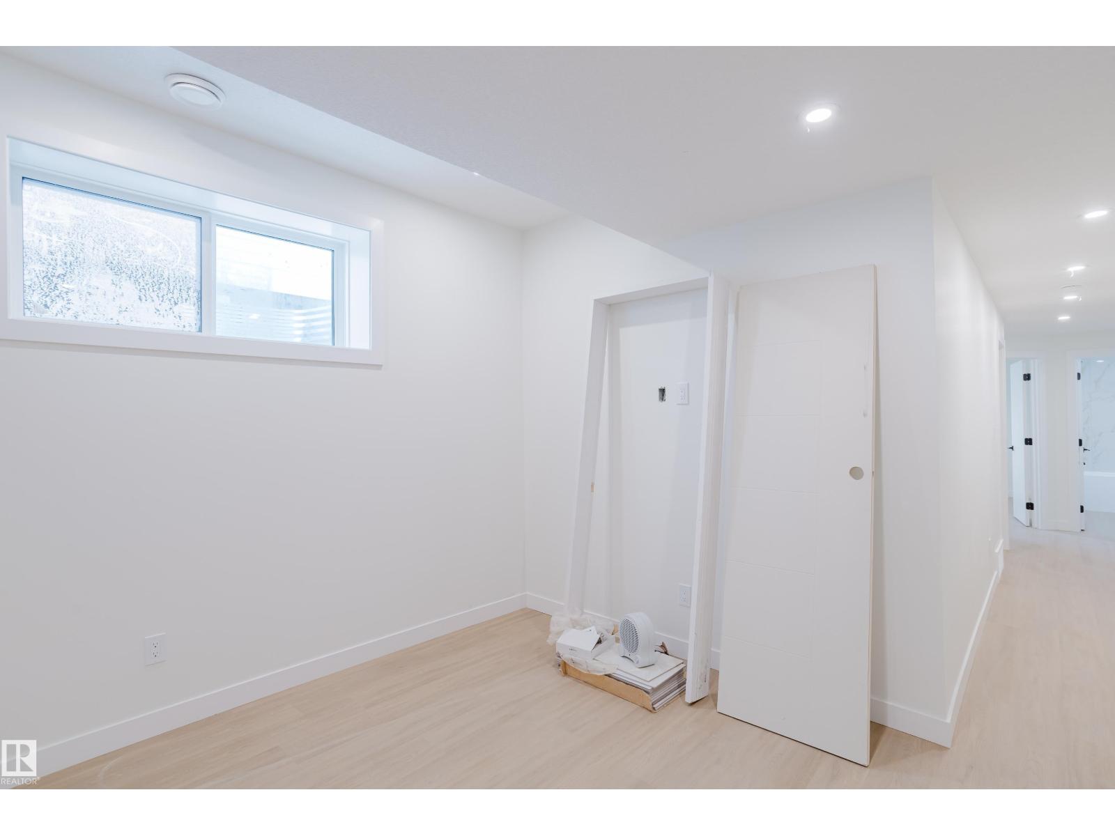 9707 157 ST NW NW - 61