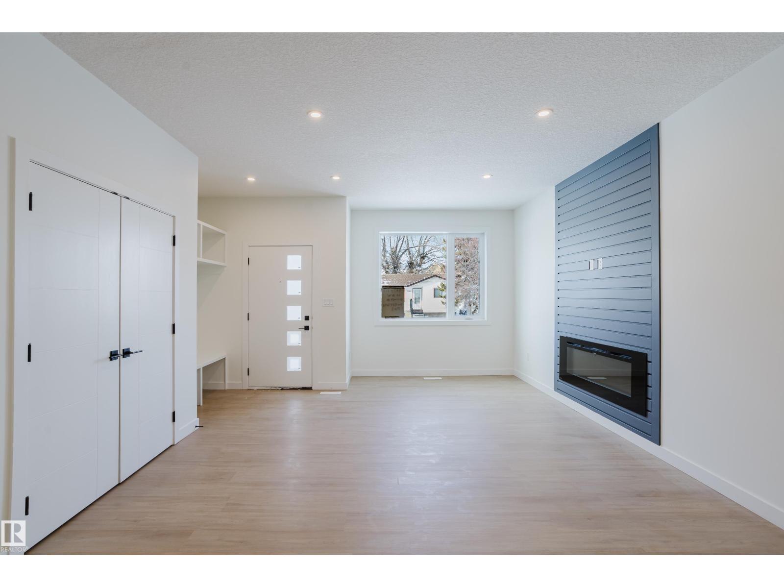 9707 157 ST NW NW - 8
