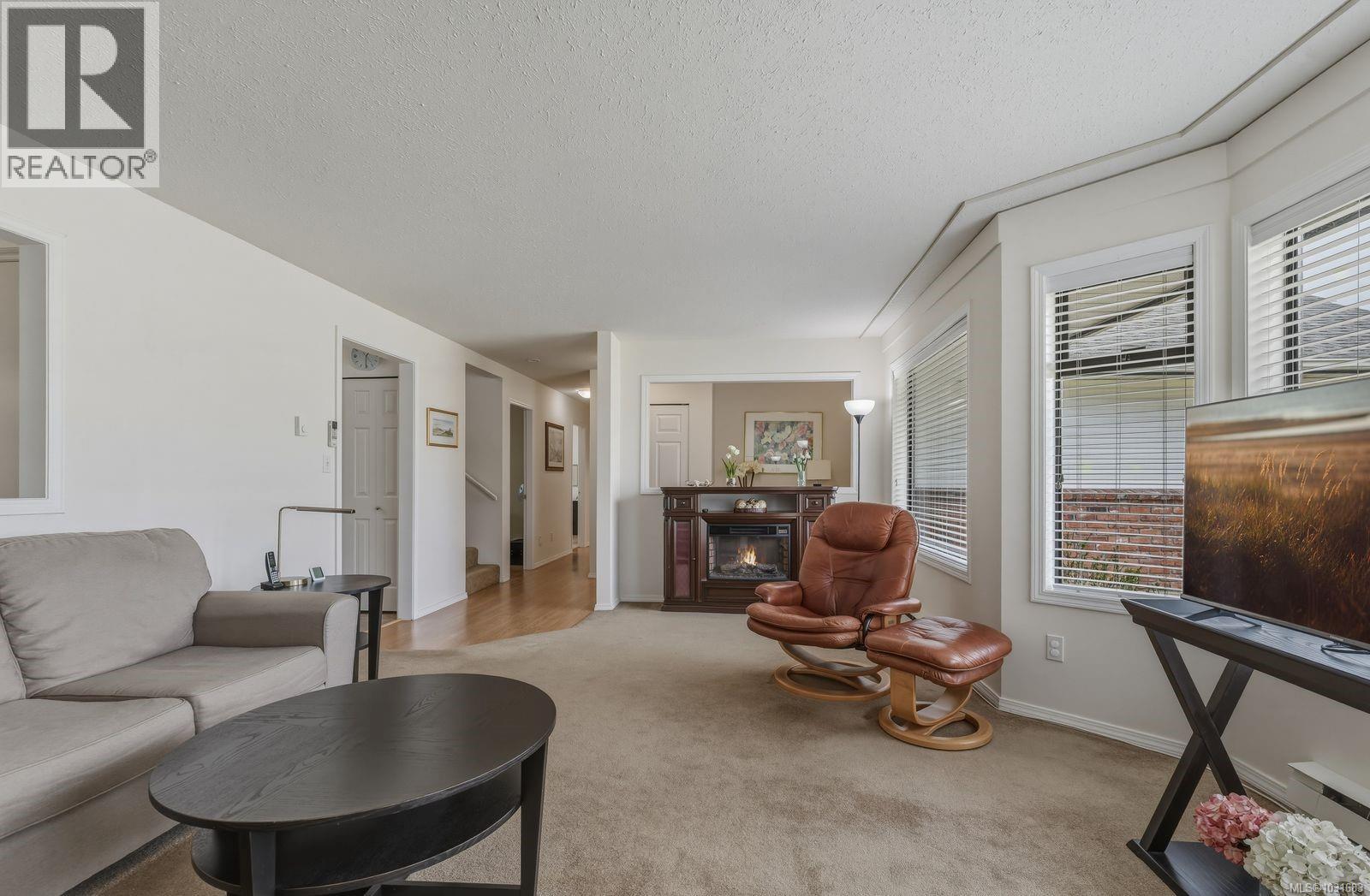 #14 111 MCKINSTRY RD - 15