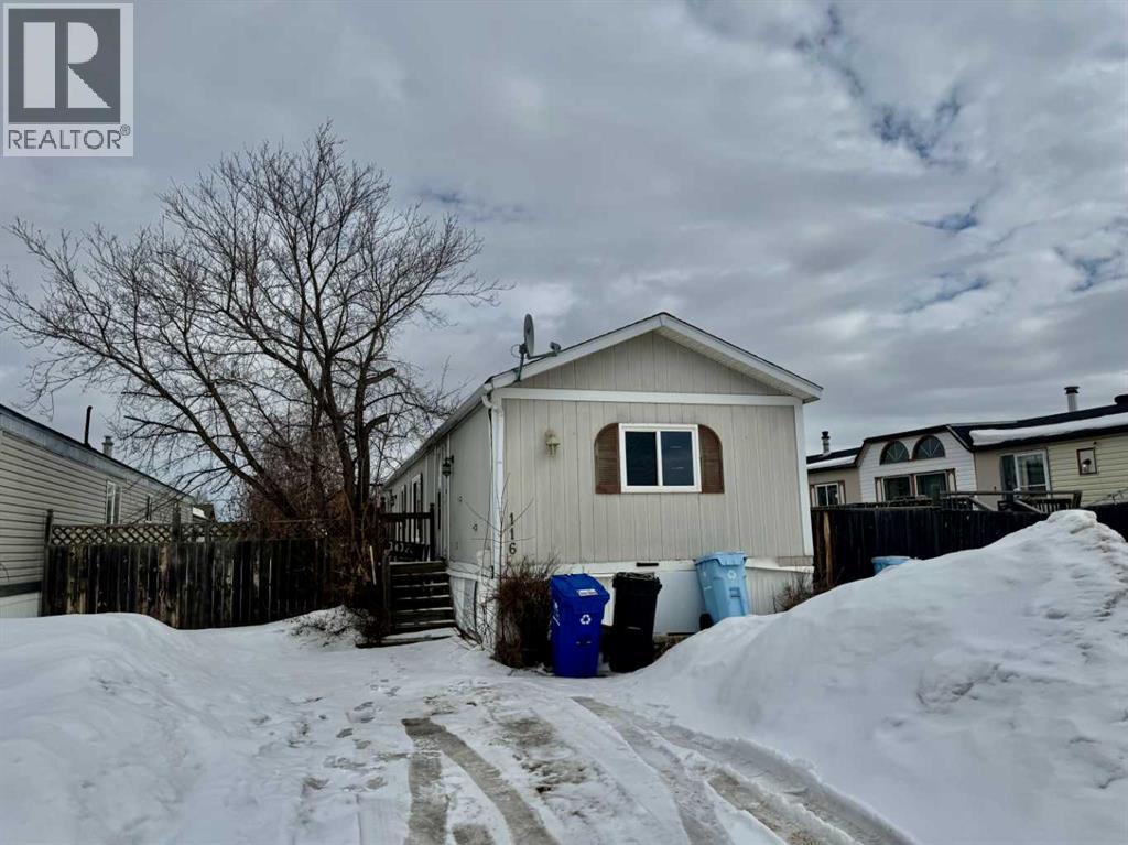 116 Cokerill Crescent - 1