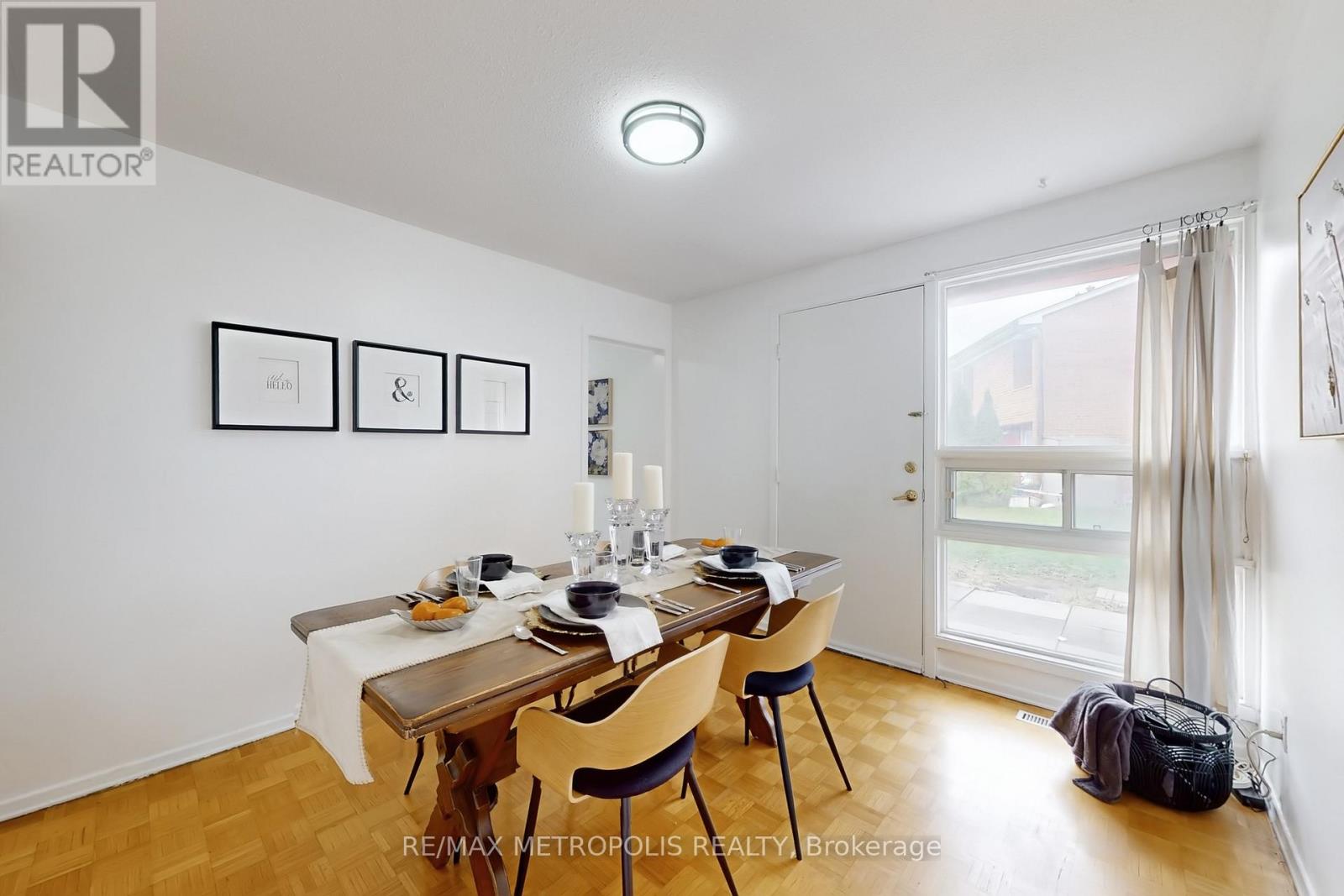 #25 1021 MIDLAND AVENUE - 14