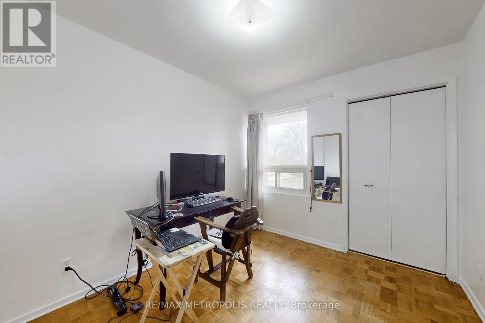 #25 1021 MIDLAND AVENUE - 28