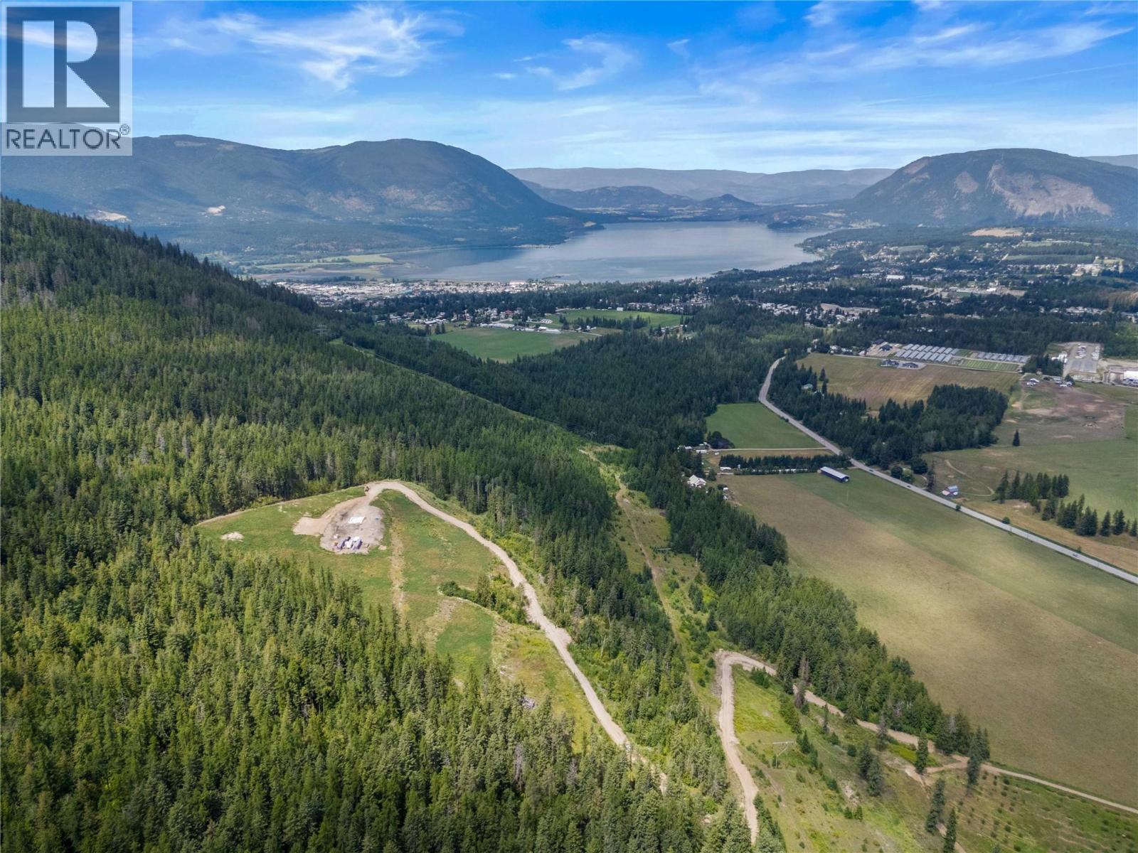  3641 40th Street Southeast, Salmon Arm