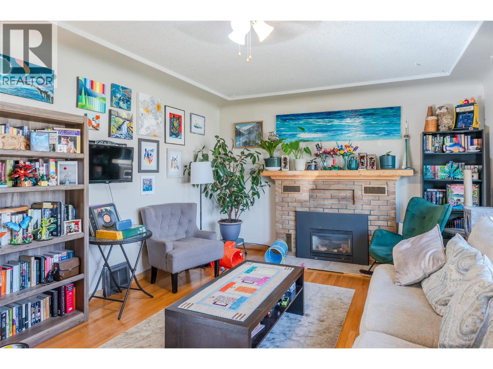  424 Penticton Avenue, Penticton