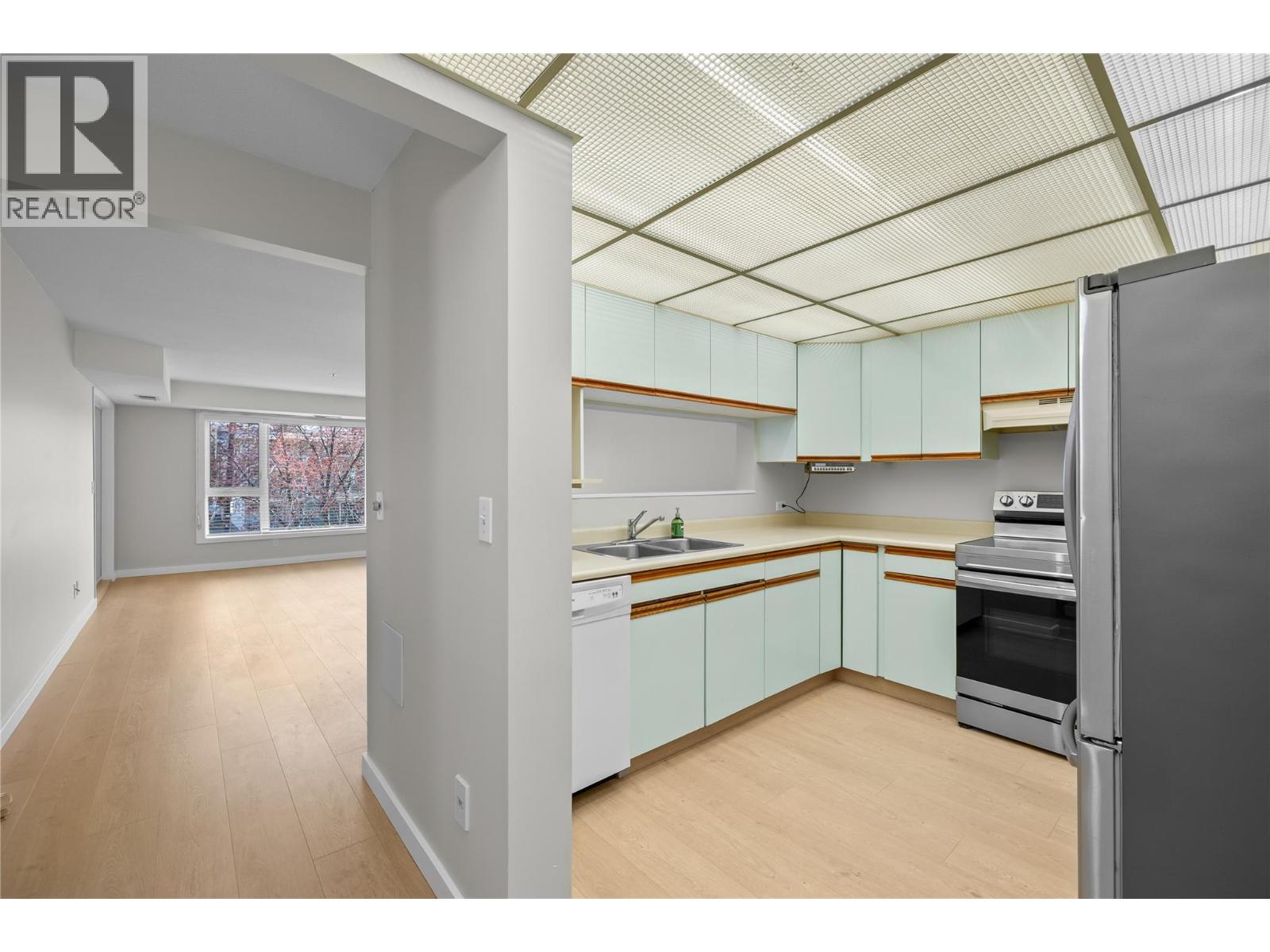 1045 Sutherland Avenue Unit# 252, Kelowna