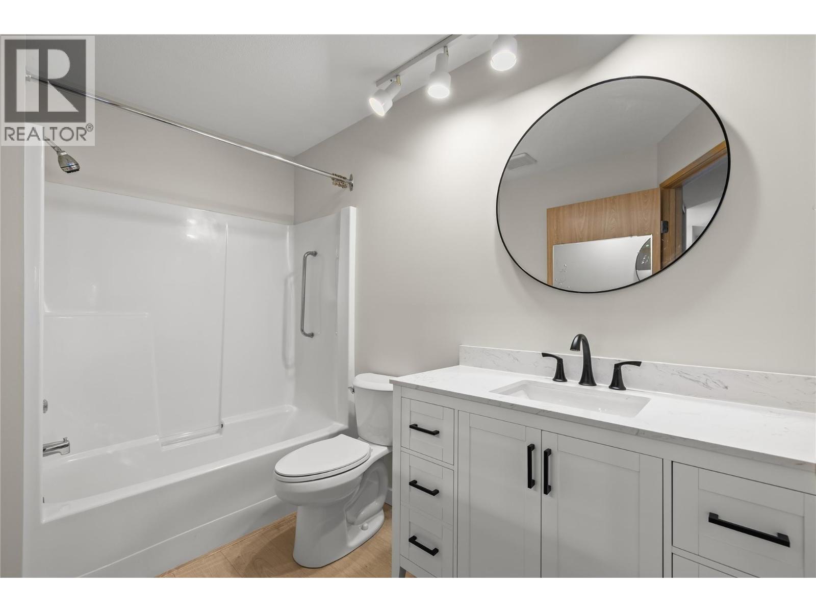 1045 Sutherland Avenue Unit# 252, Kelowna