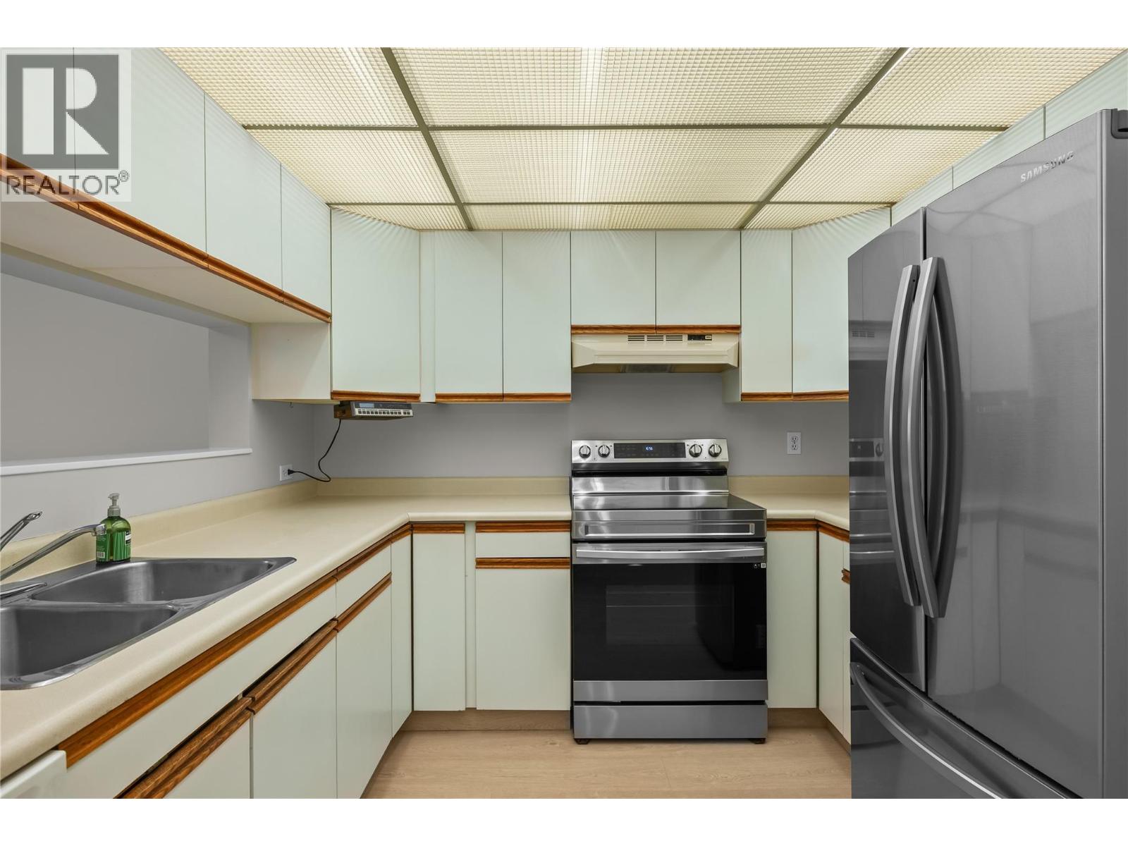 1045 Sutherland Avenue Unit# 252, Kelowna