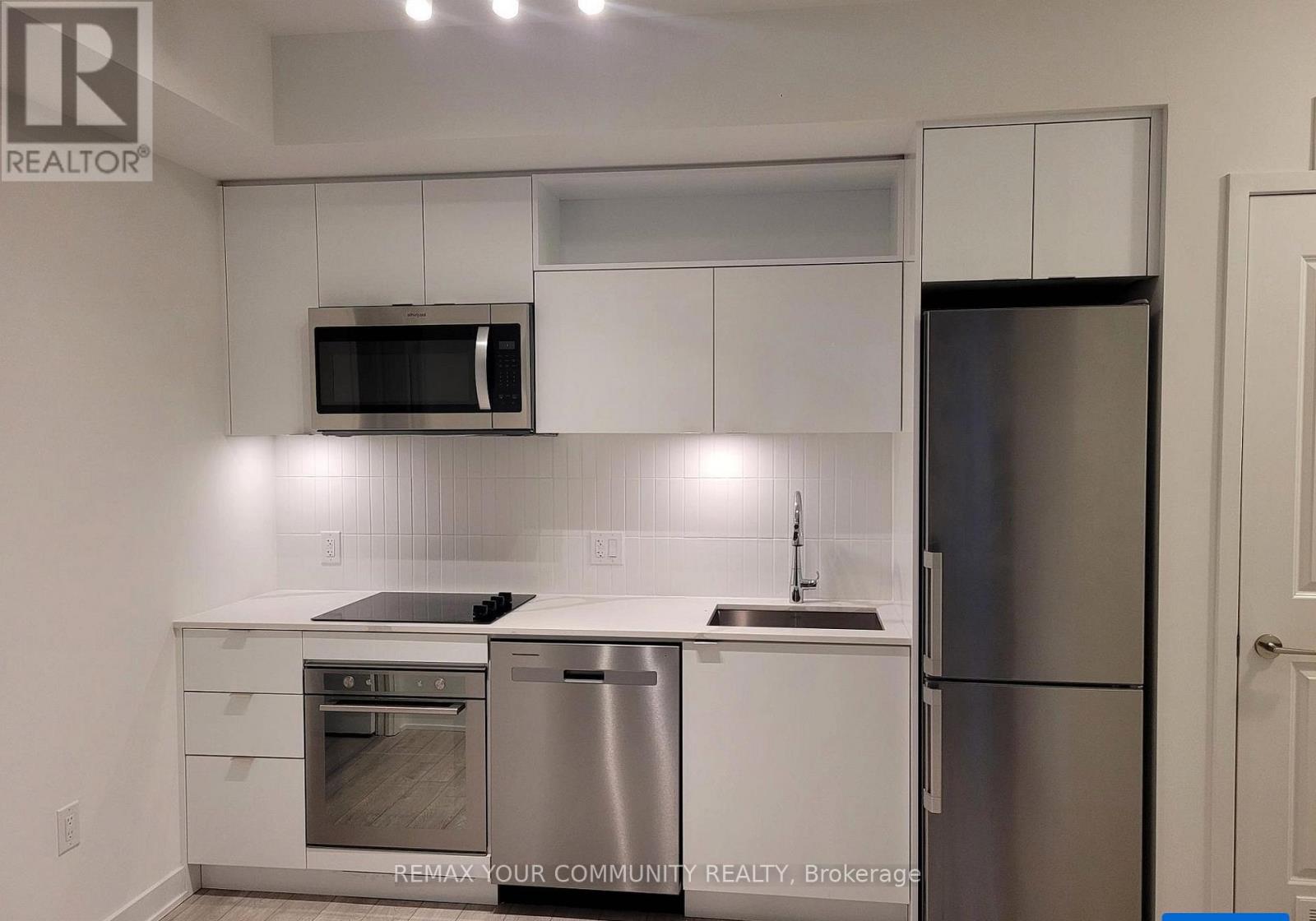 901 - 100 DALHOUSIE STREET