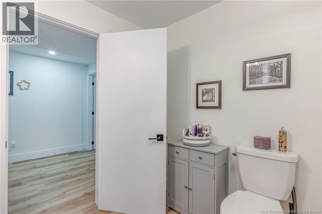 16 Renard Street — photo 15