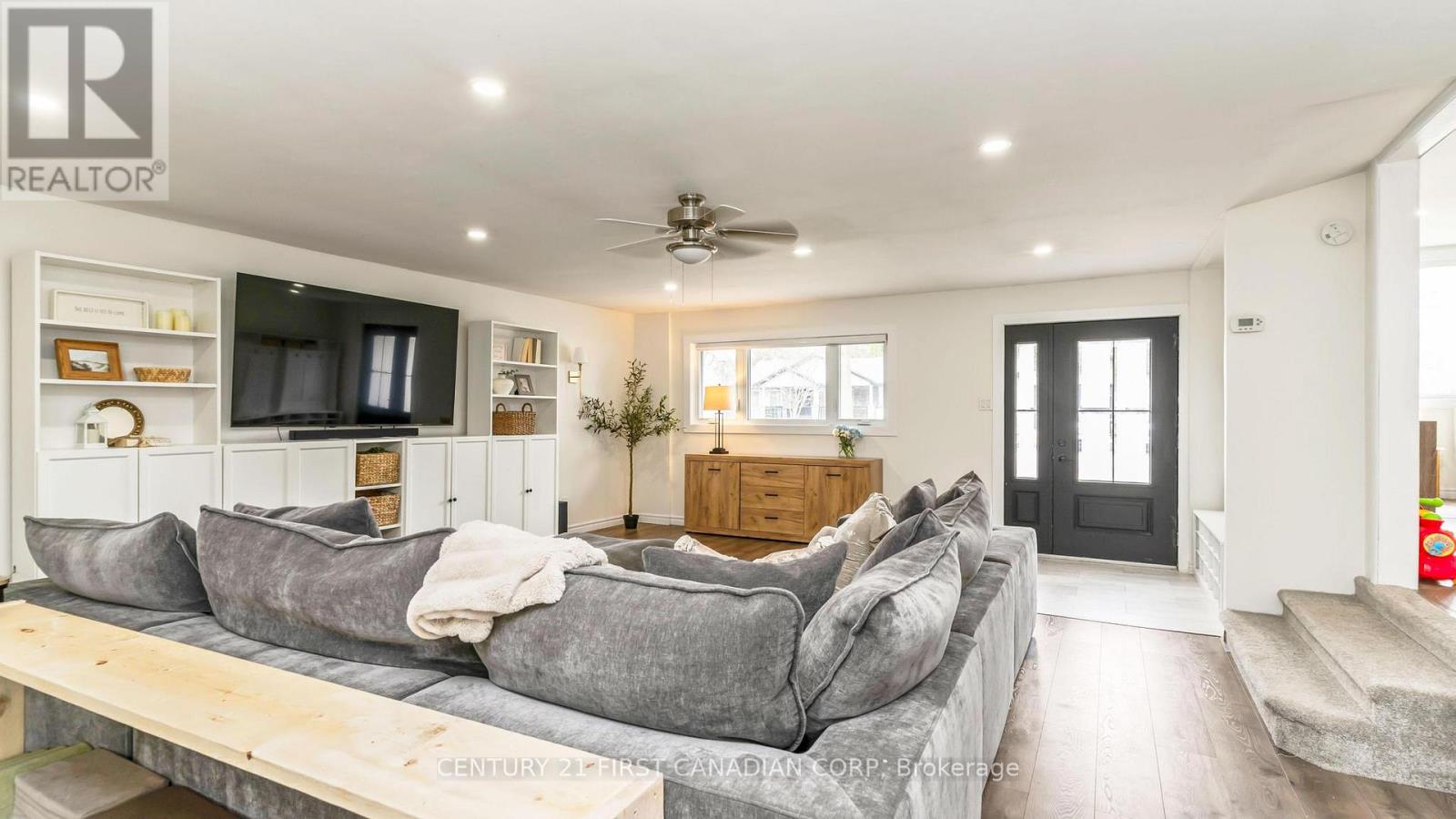 79 BROADWAY AVENUE Property Photo