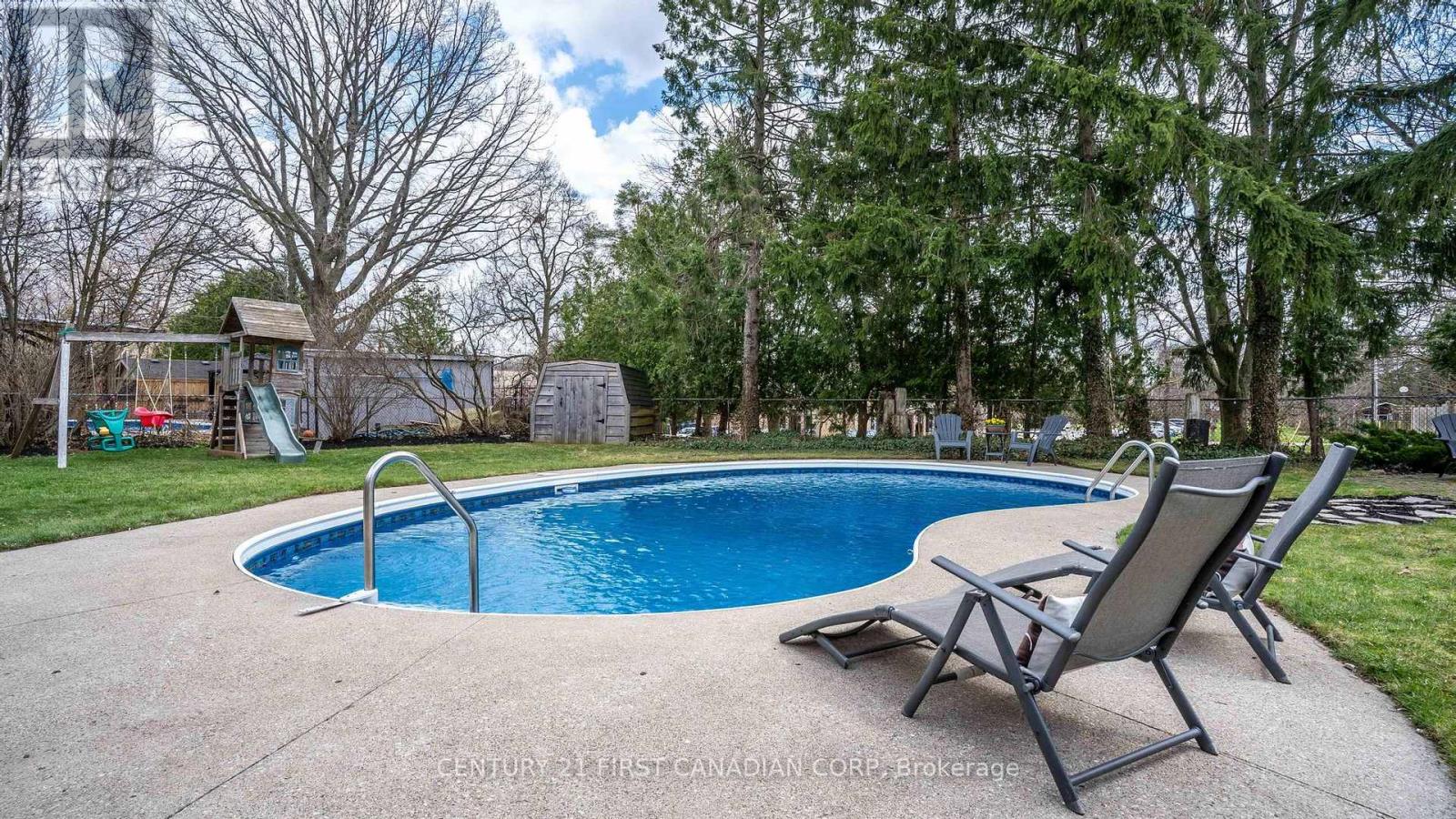 79 BROADWAY AVENUE Property Photo