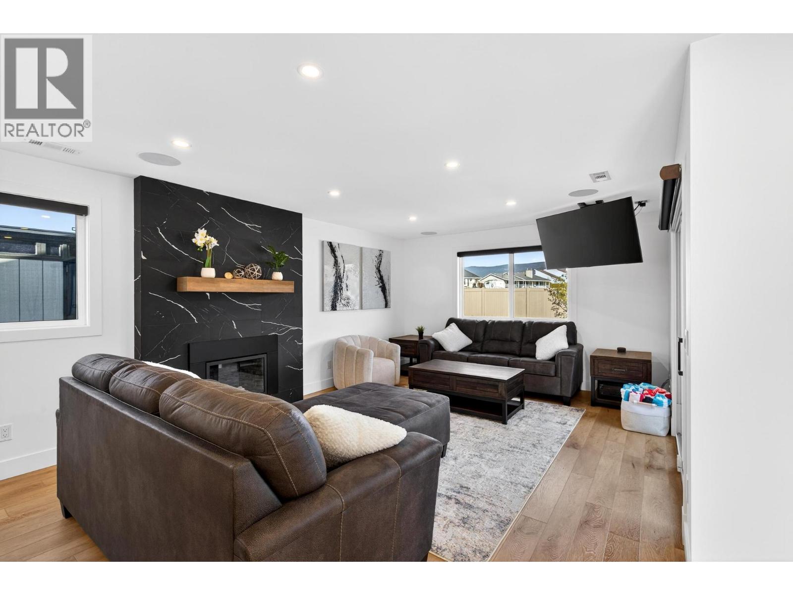 1674 PRITCHARD DRIVE - 14