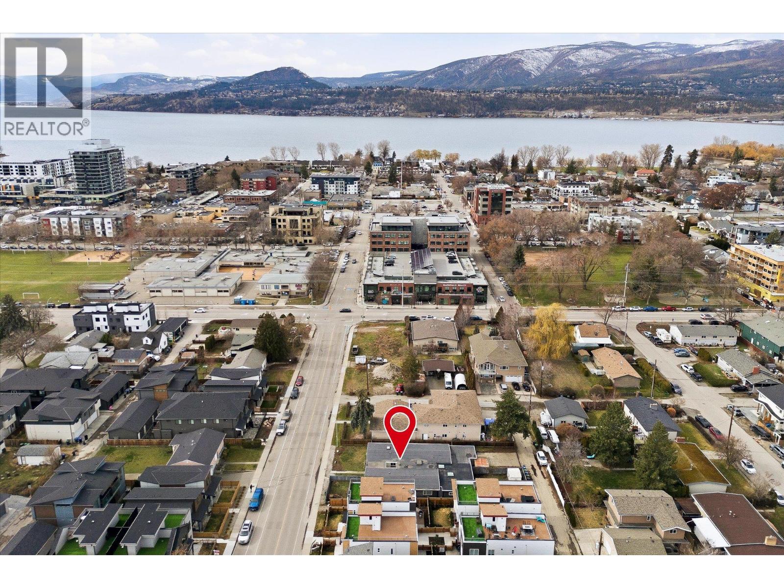  746 Raymer Avenue, Kelowna