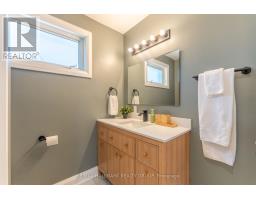 820 Grenon Avenue, Ottawa, ON K2B6G2 Photo 25