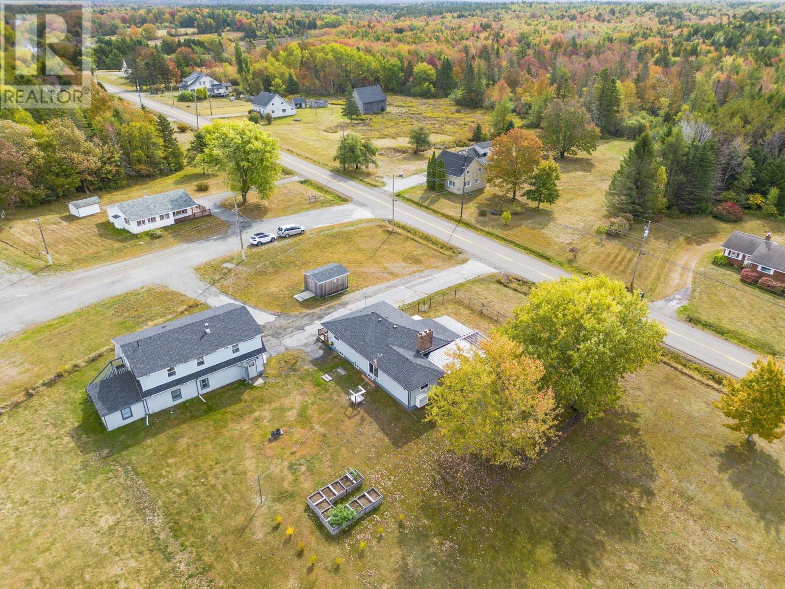 Property 22 of 45 of 7072 340 Highway