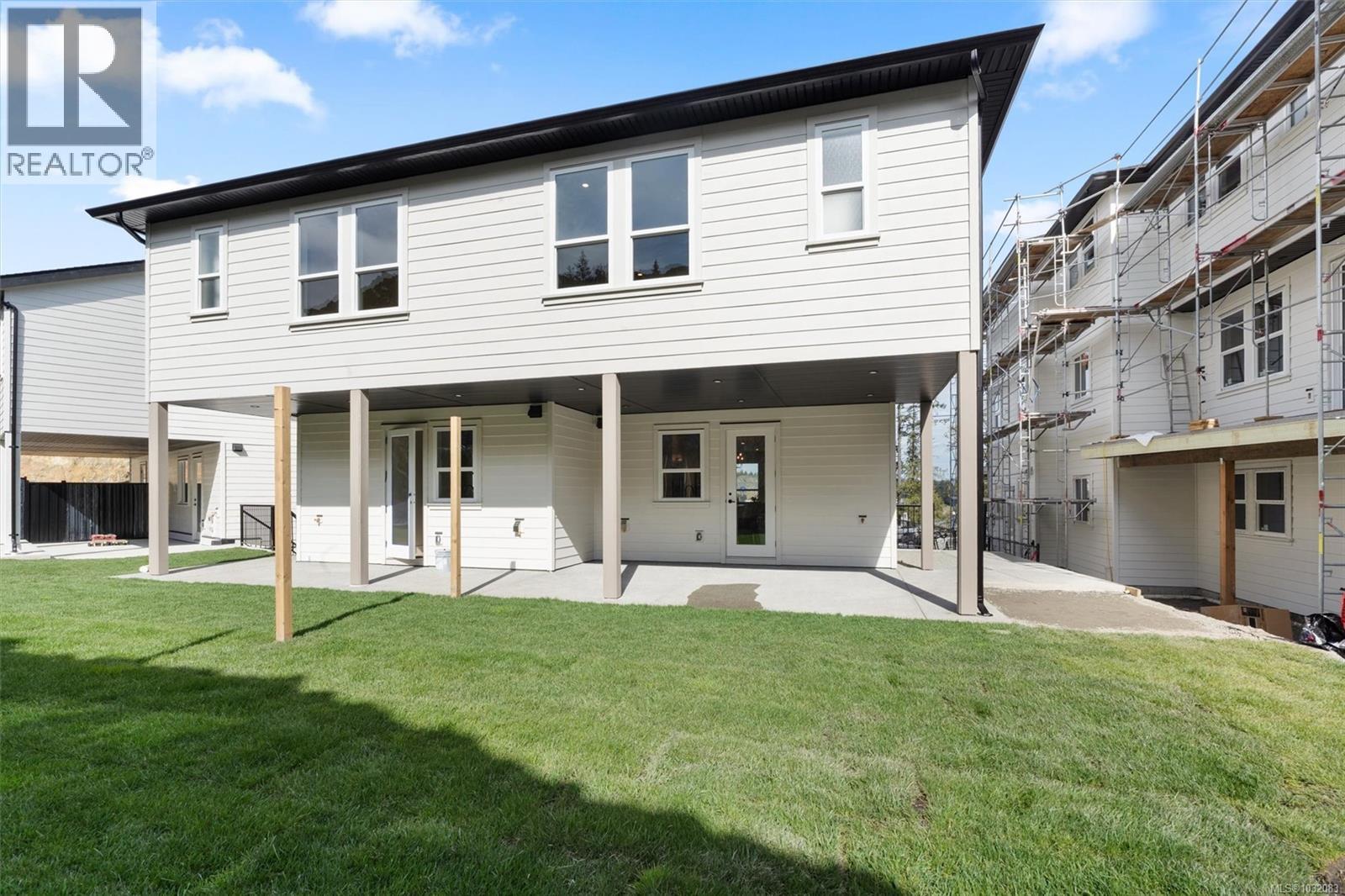 2296 KINGBIRD DR - 21