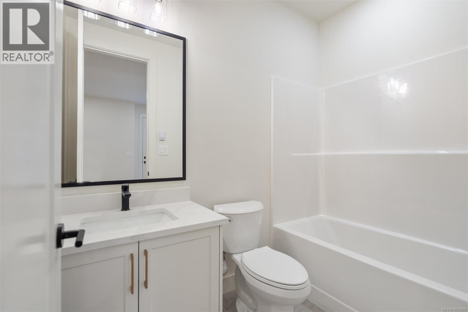 2296 KINGBIRD DR - 42