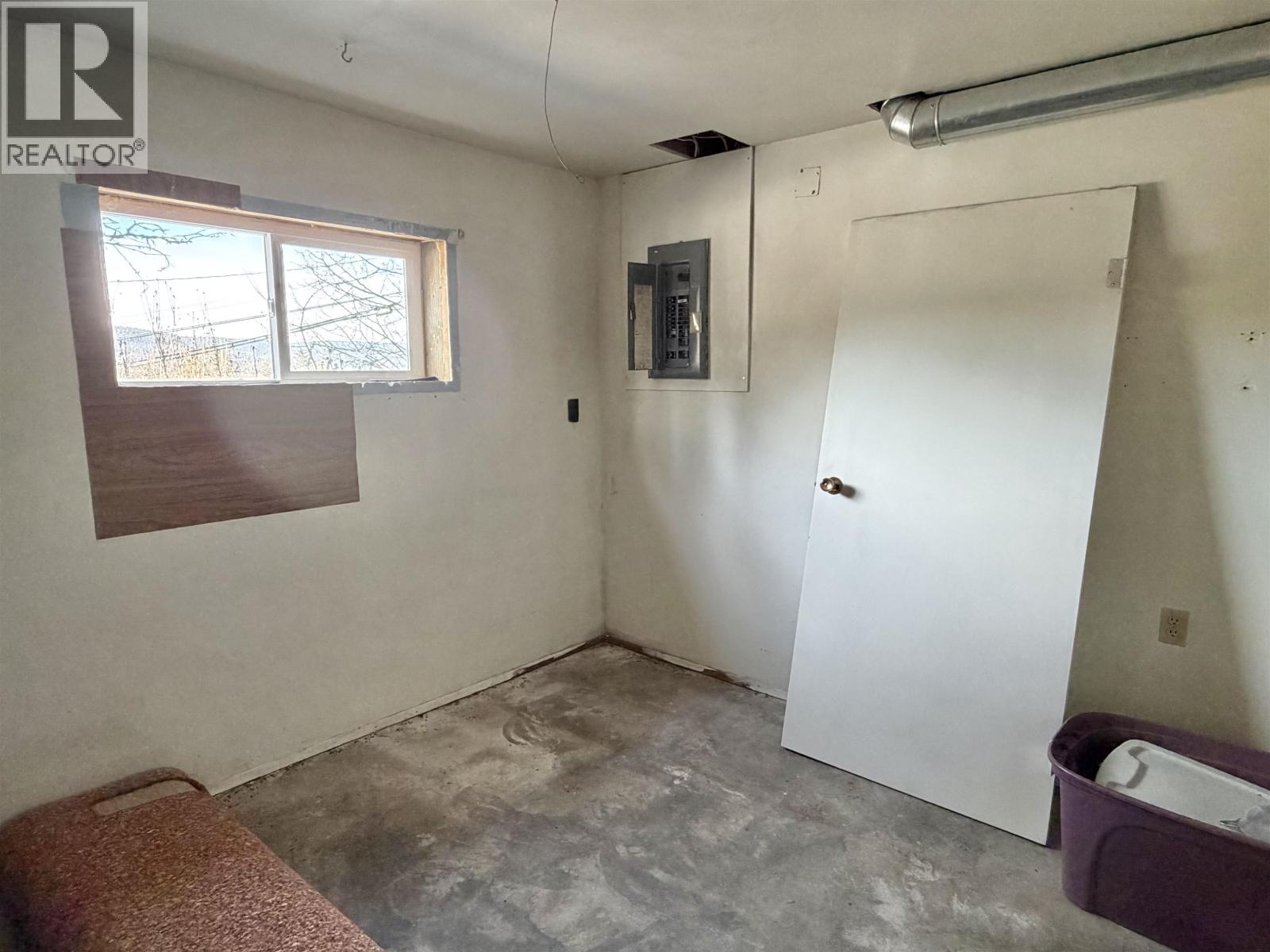 915 DOG CREEK ROAD - 16