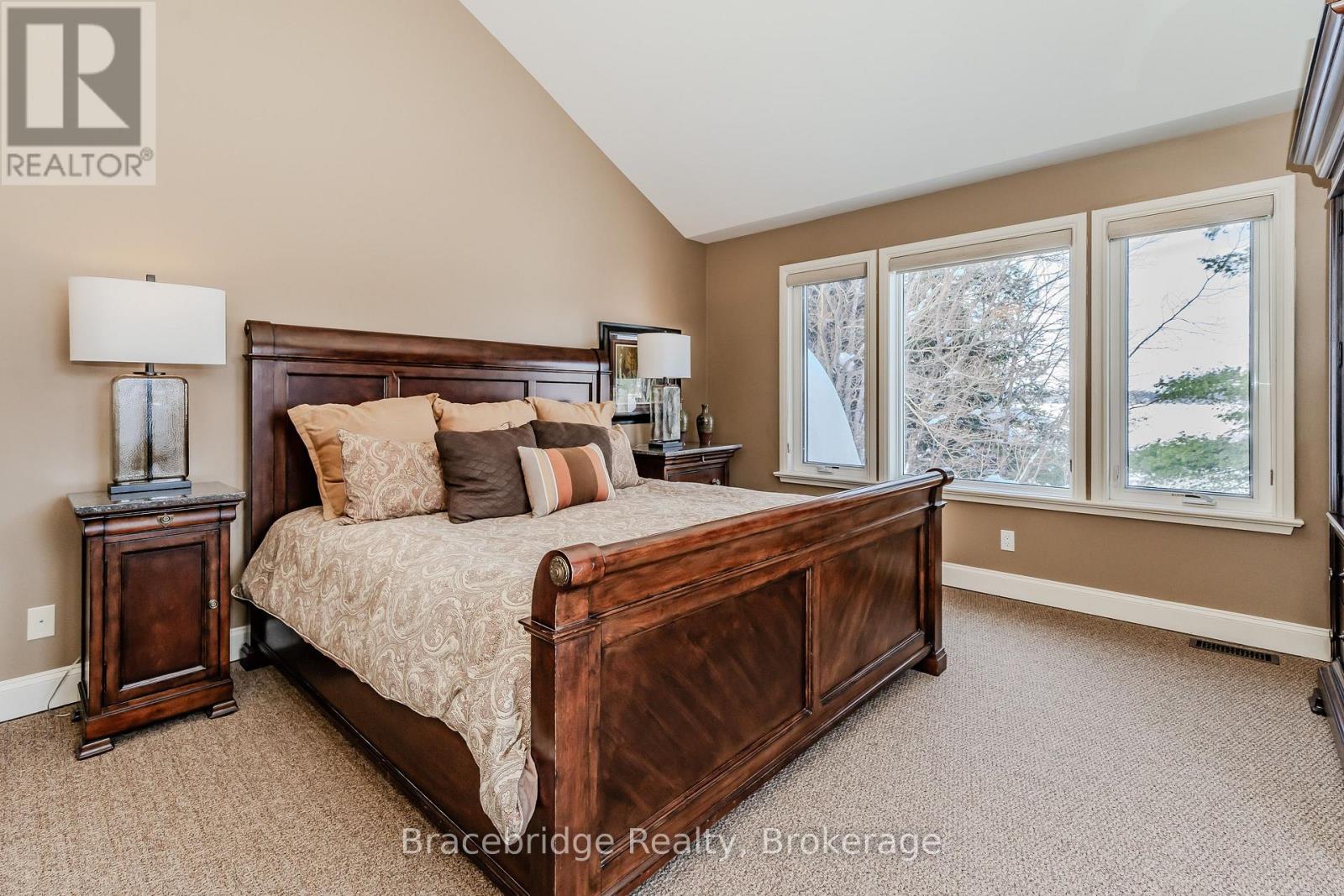 WATER'S EDGE W1 - 3876 MUSKOKA RD 118 HIGHWAY W - 27
