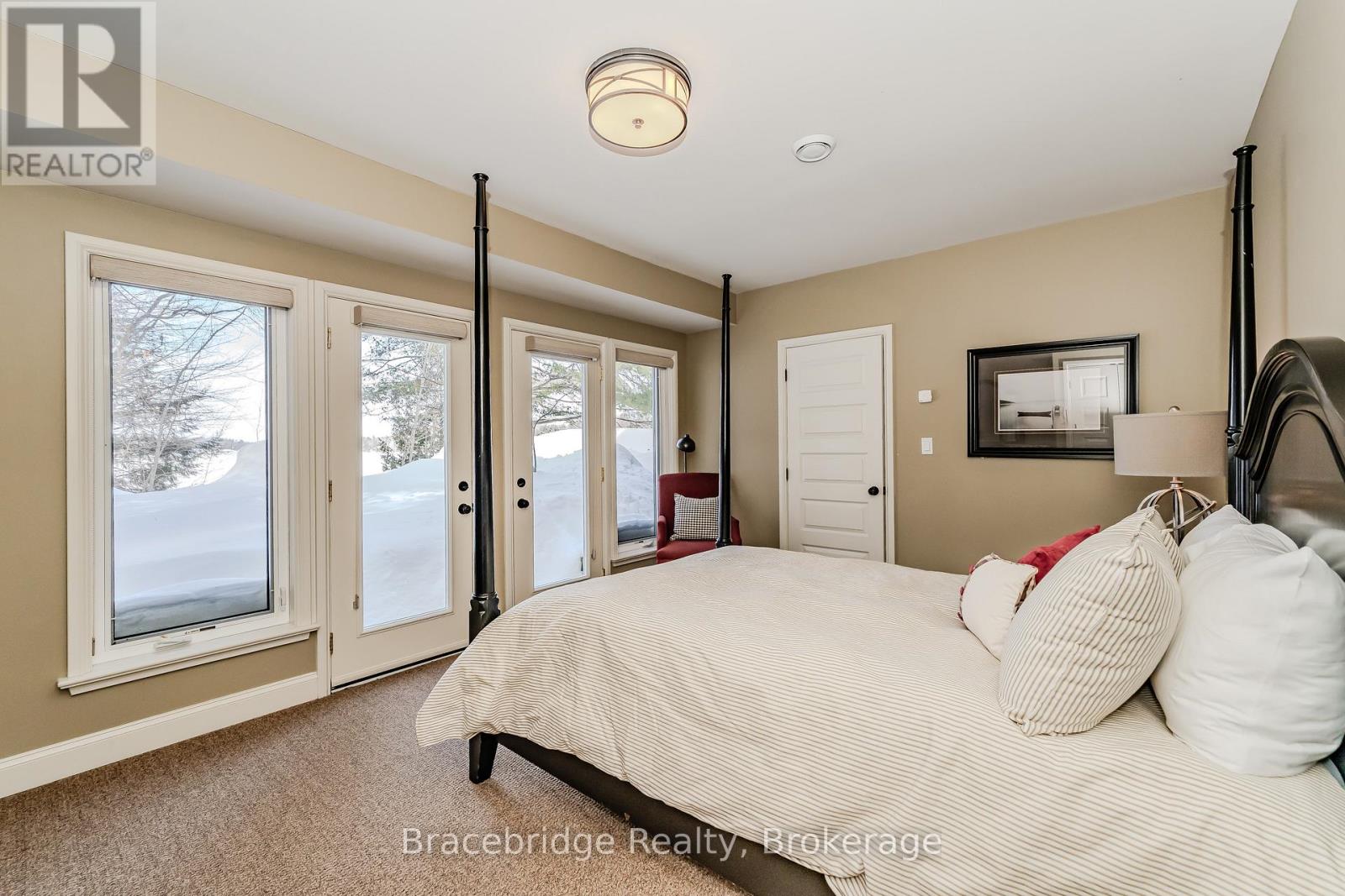 WATER'S EDGE W1 - 3876 MUSKOKA RD 118 HIGHWAY W - 34