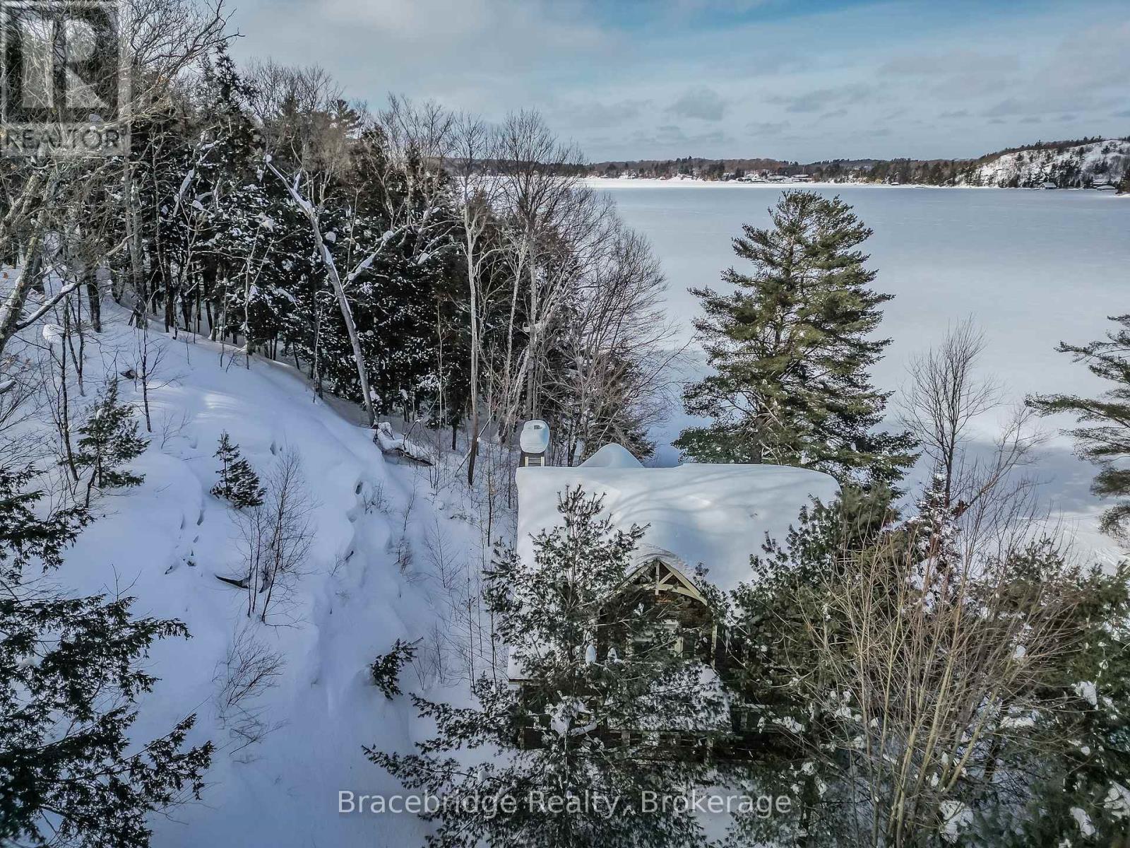 WATER'S EDGE W1 - 3876 MUSKOKA RD 118 HIGHWAY W - 4