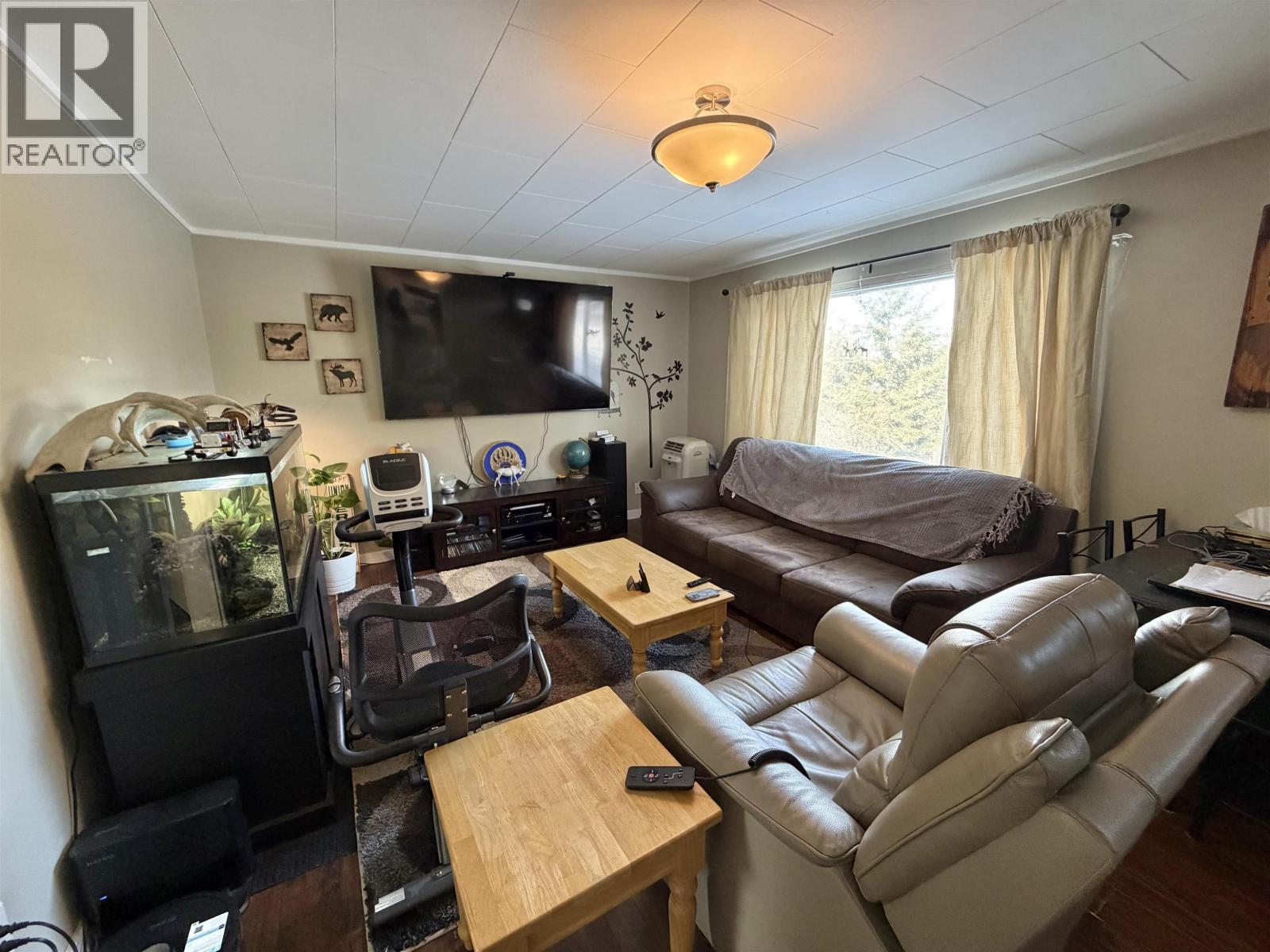 915 DOG CREEK ROAD, Williams Lake