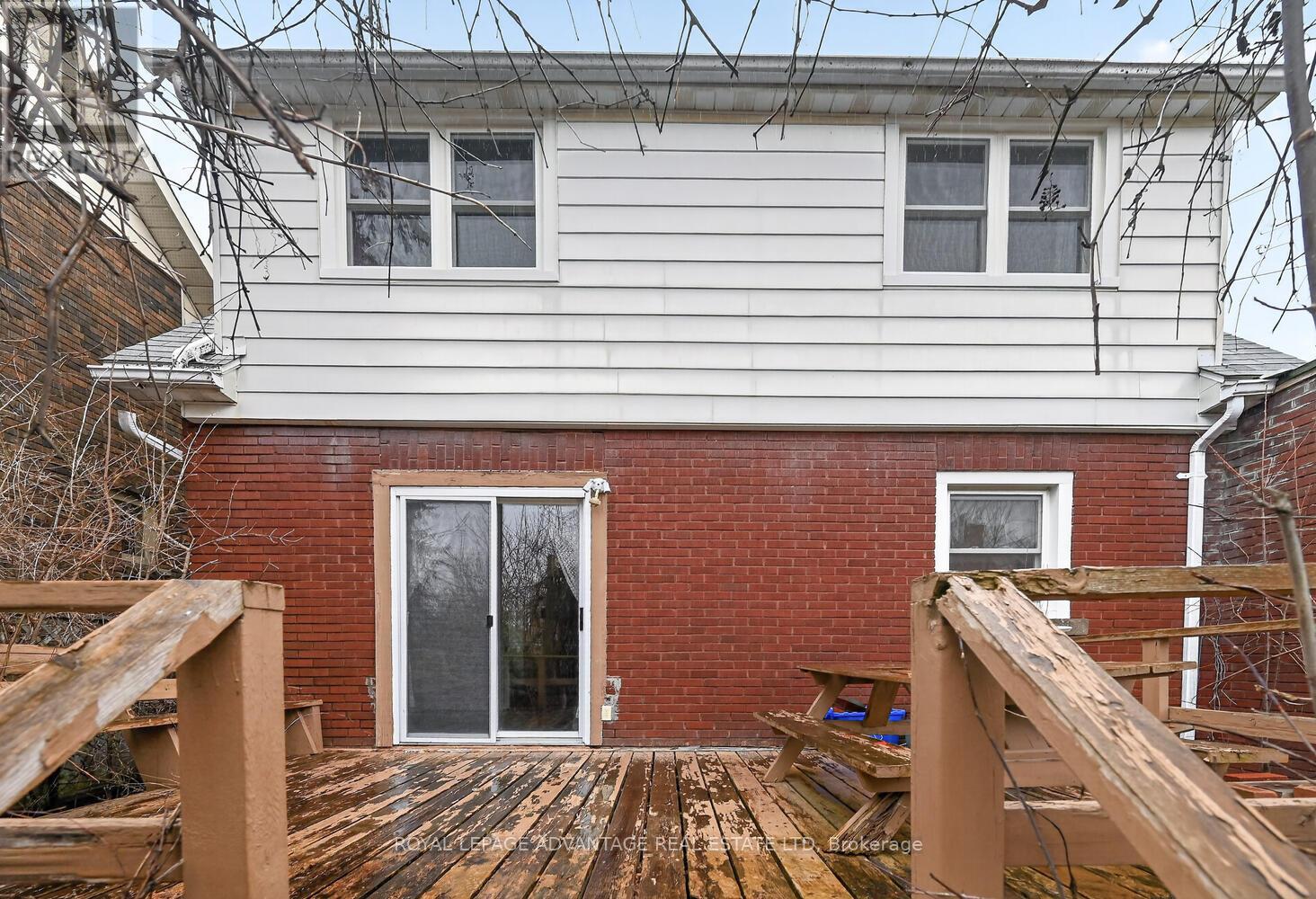 21 GLADSTONE AVENUE — photo 30