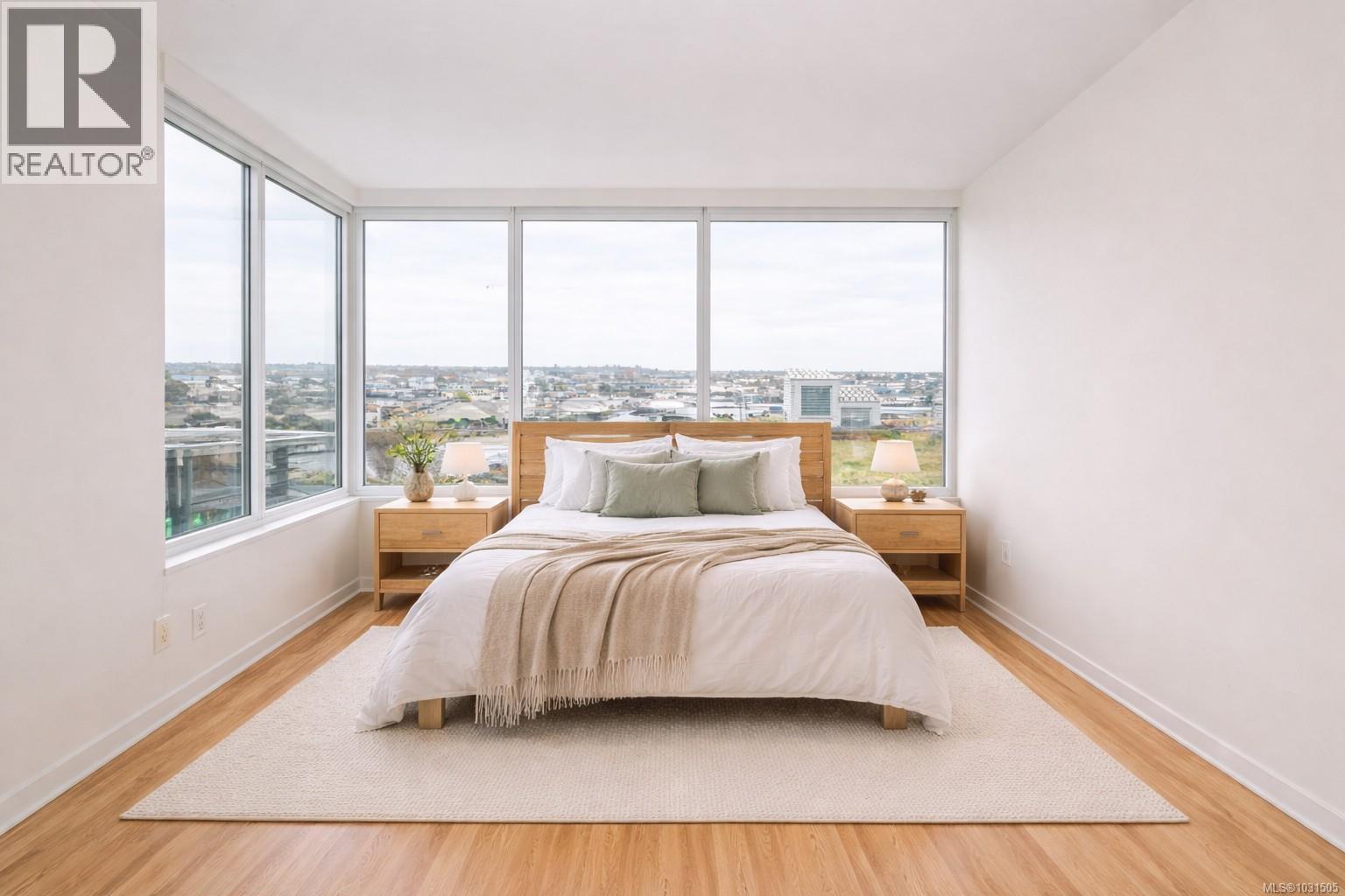 #406 399 TYEE RD - 11