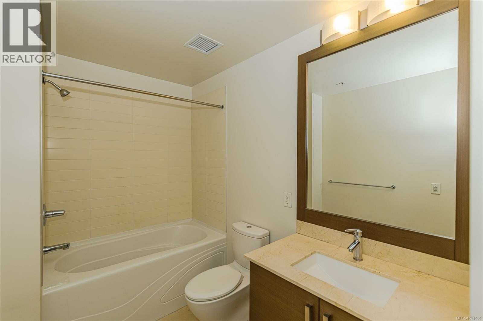 #406 399 TYEE RD - 25