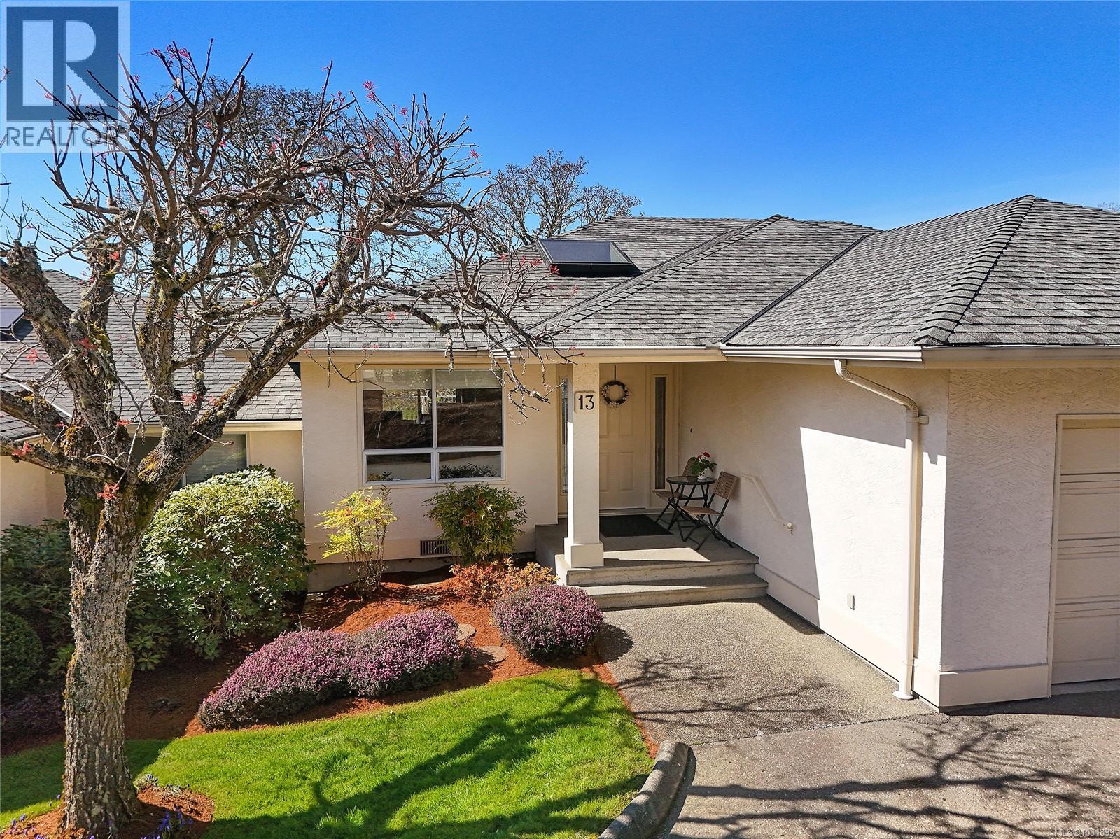 #13 6038 STERLING DR - Image 2