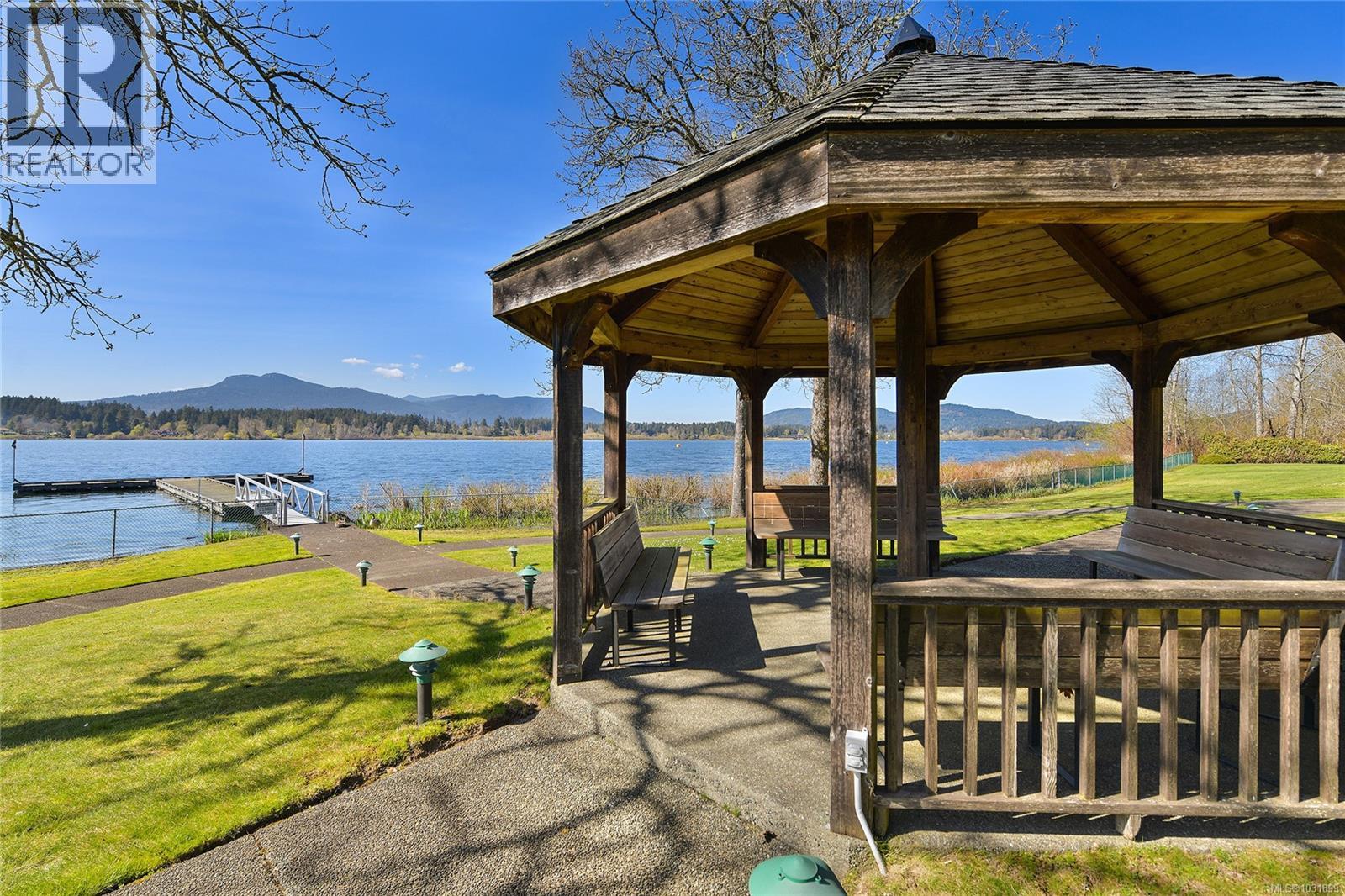 #13 6038 STERLING DR - 37