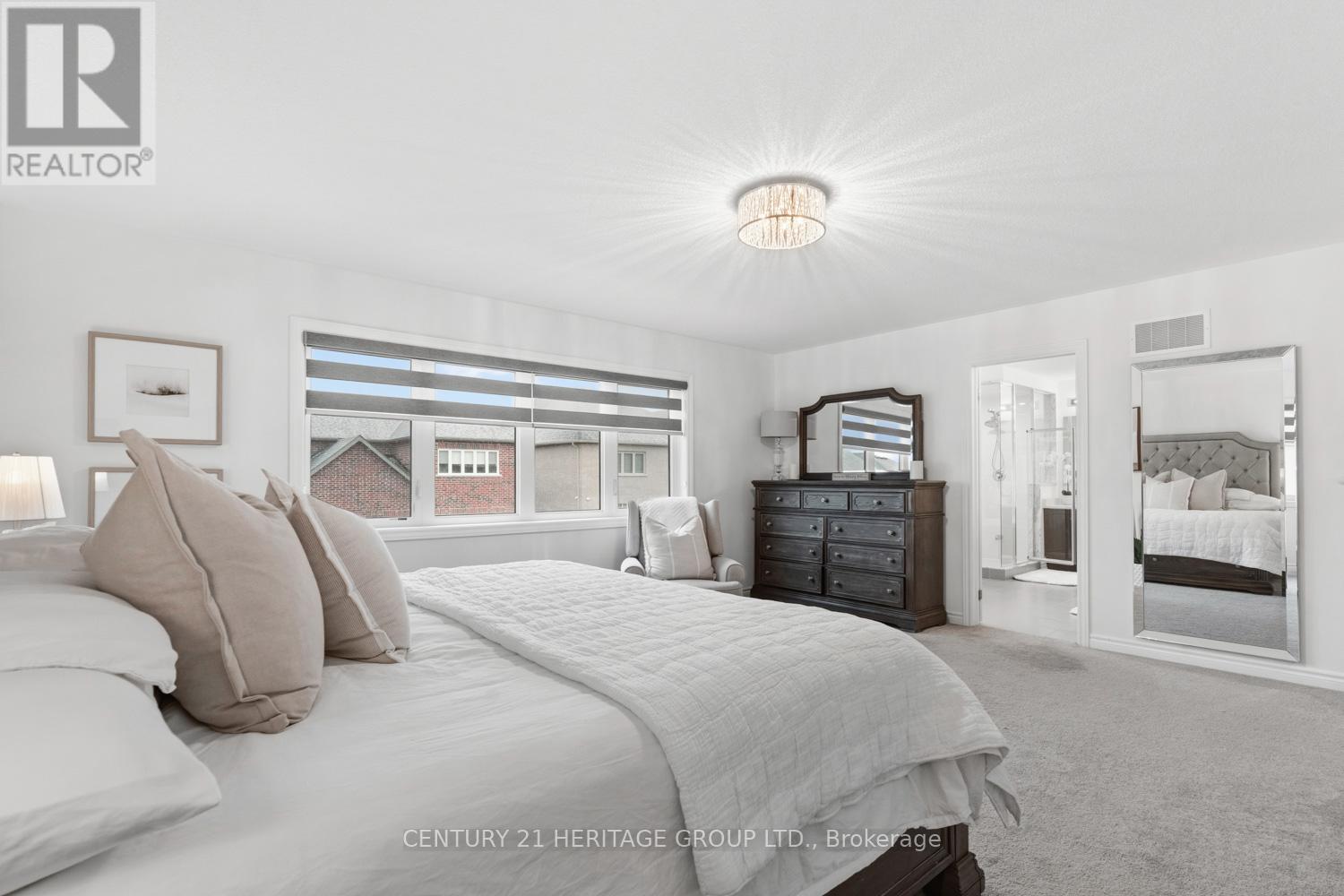 1530 HARKER STREET - 23