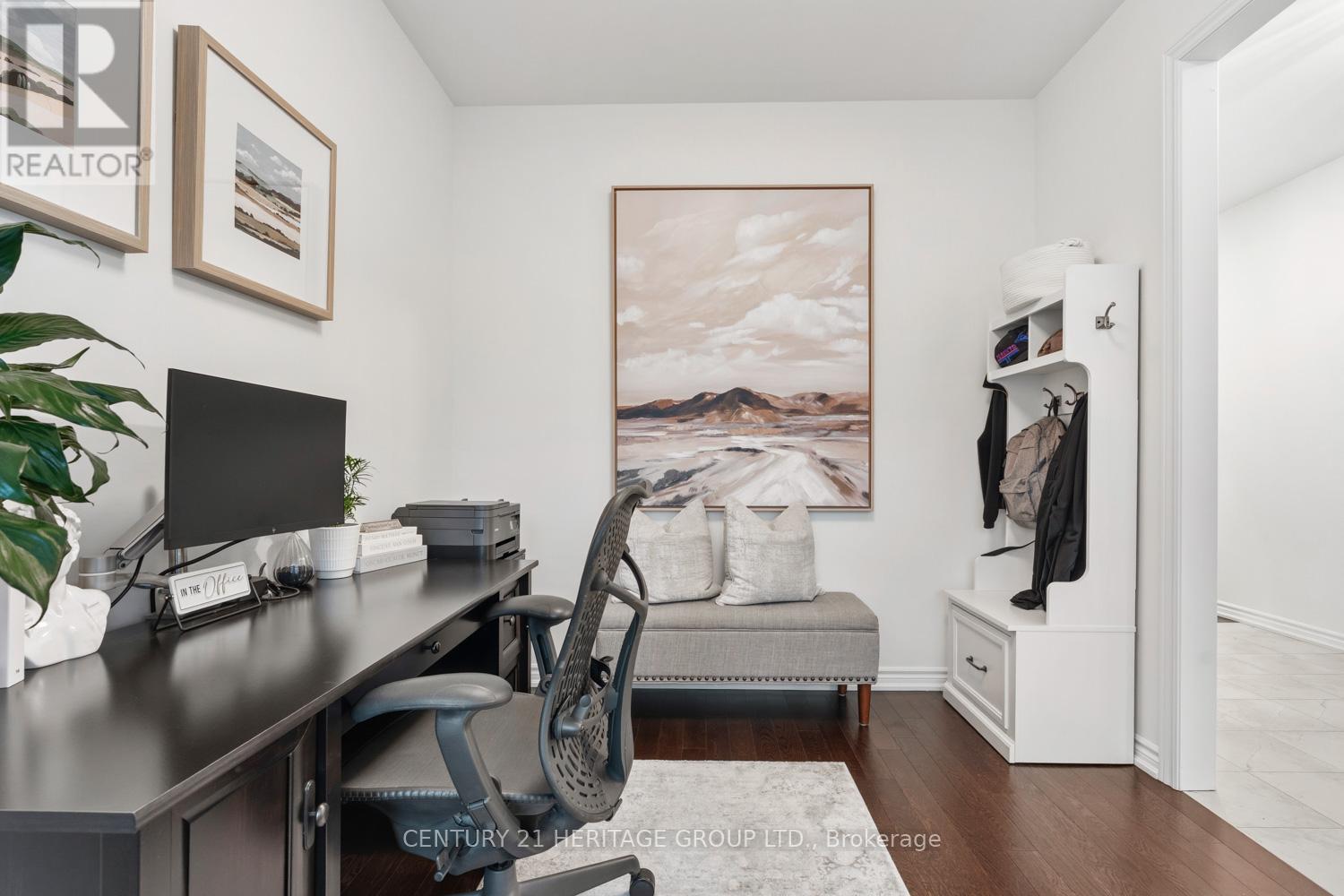 1530 HARKER STREET - 21