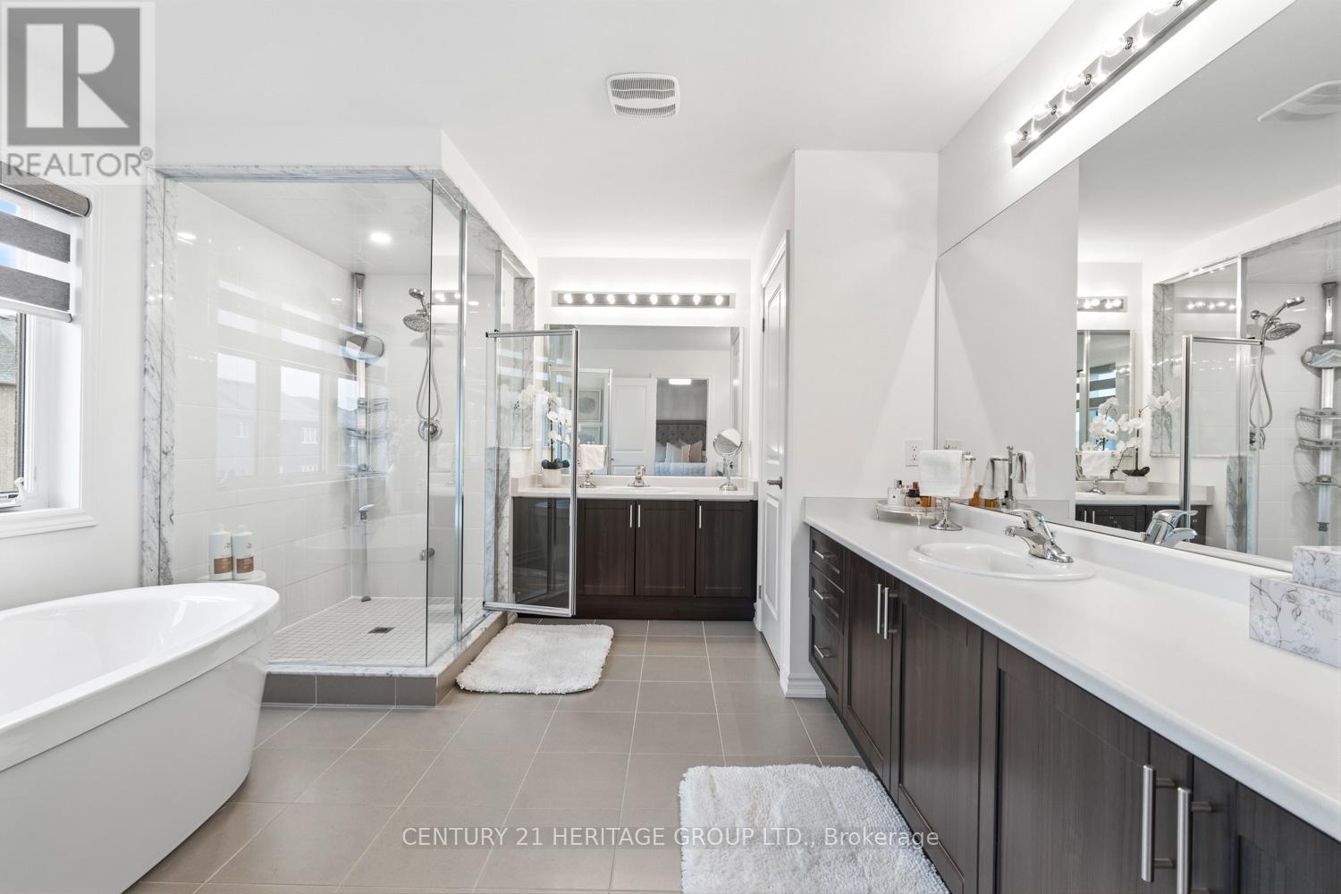1530 HARKER STREET - 25