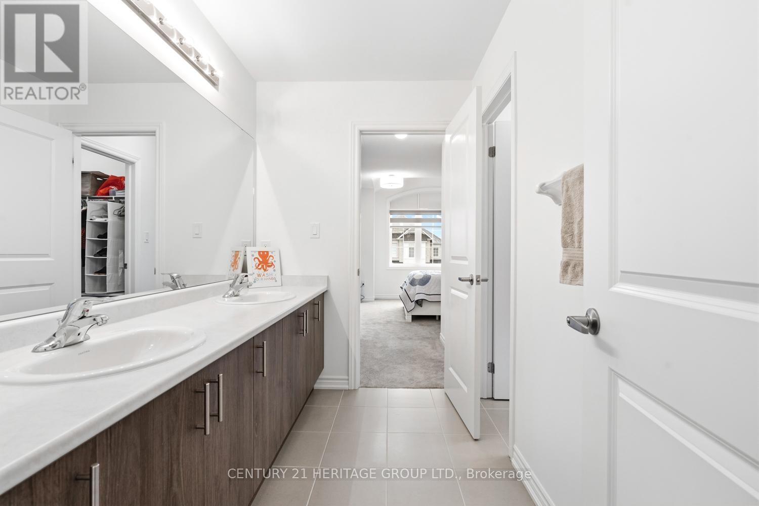 1530 HARKER STREET - 31