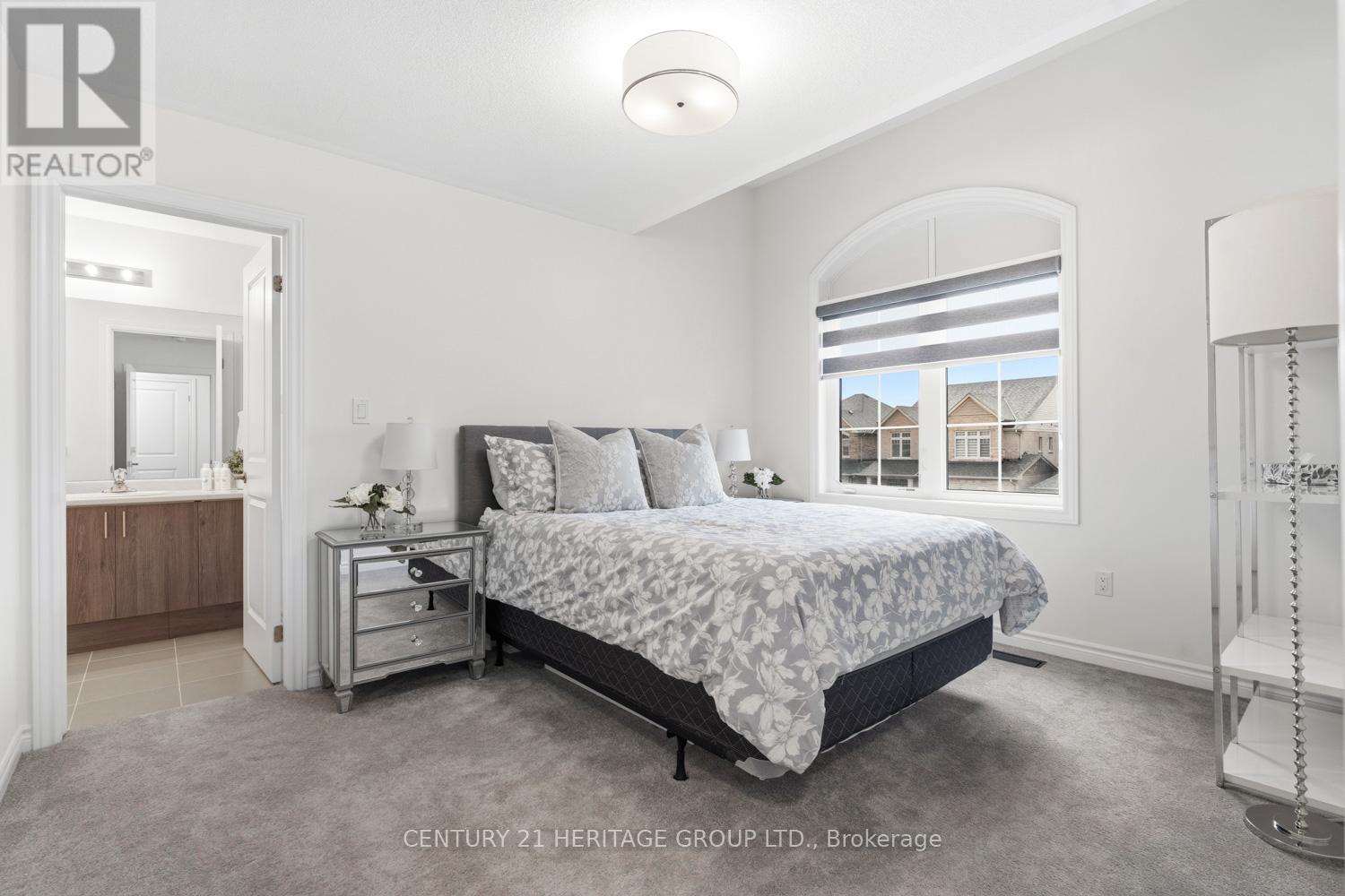 1530 HARKER STREET - 35