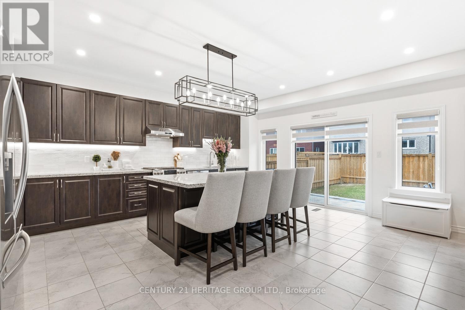 1530 HARKER STREET - 10