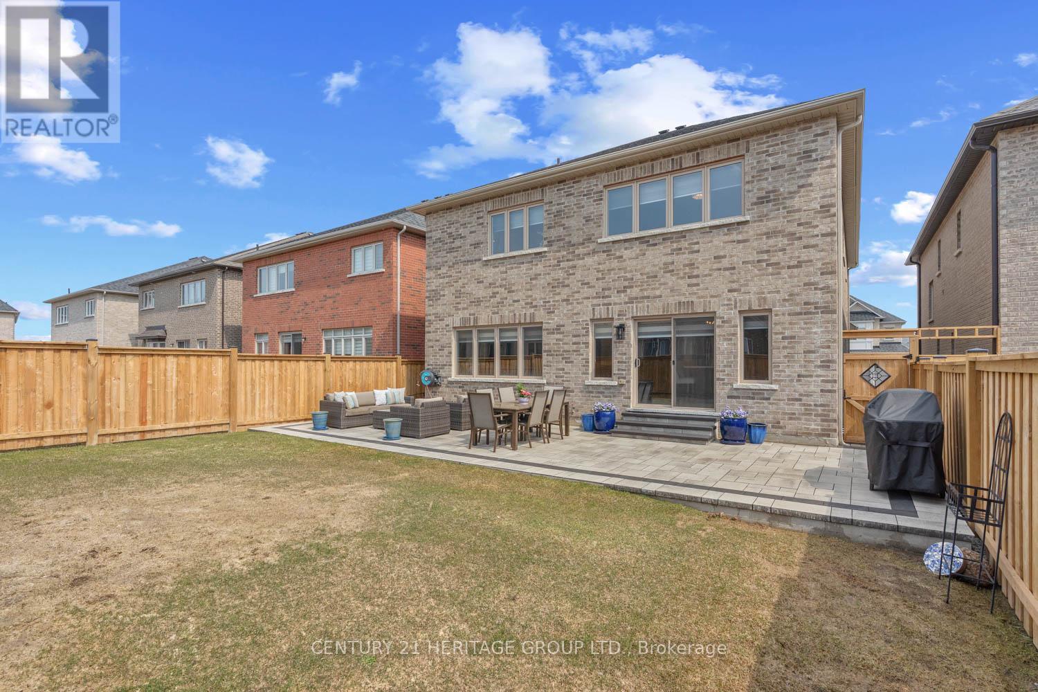 1530 HARKER STREET - 46