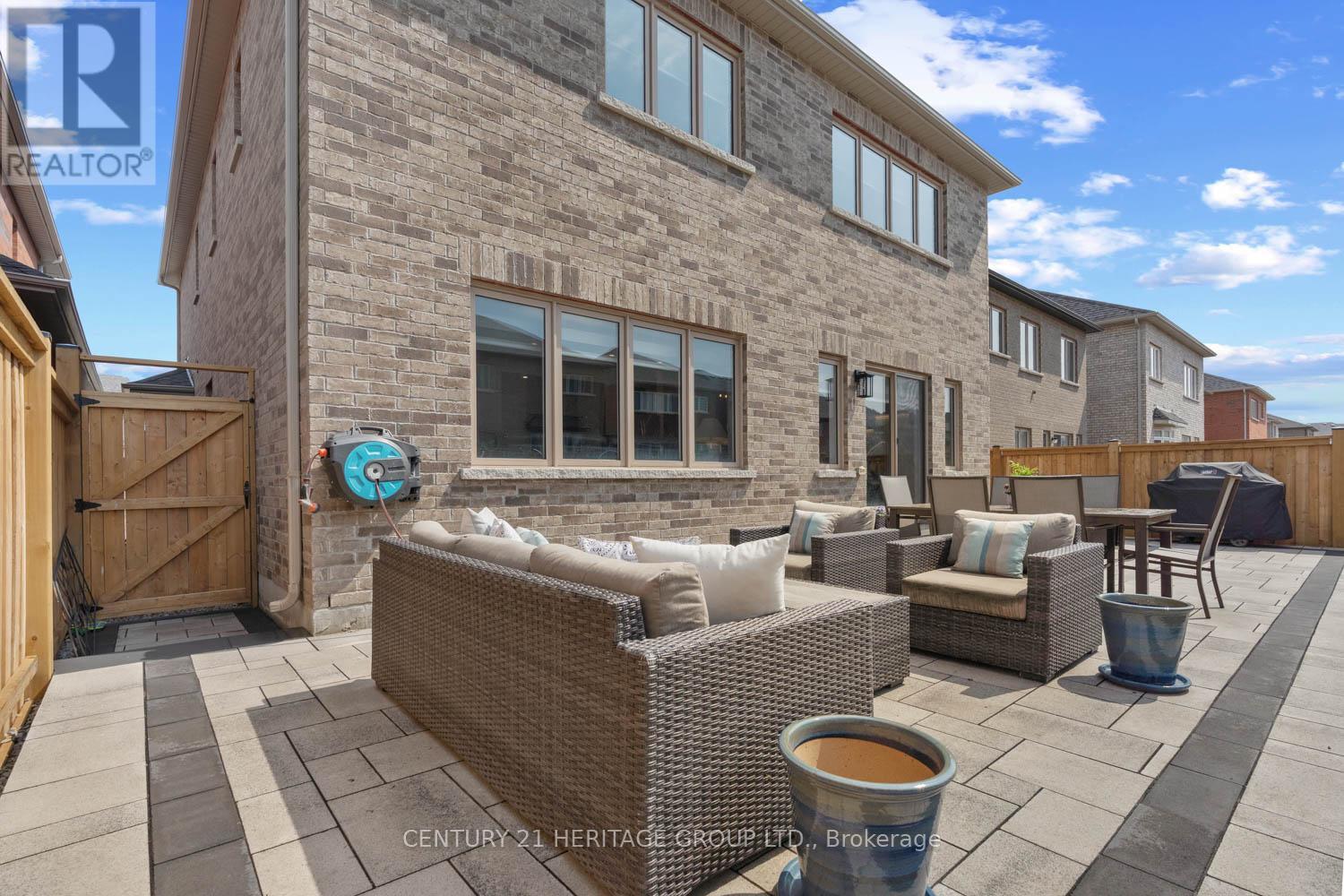 1530 HARKER STREET - 48