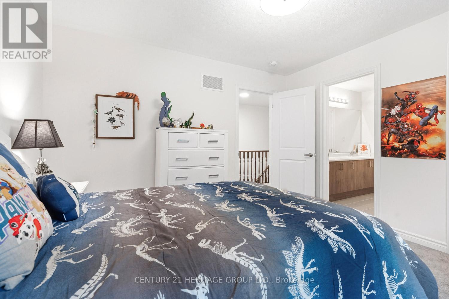 1530 HARKER STREET - 34