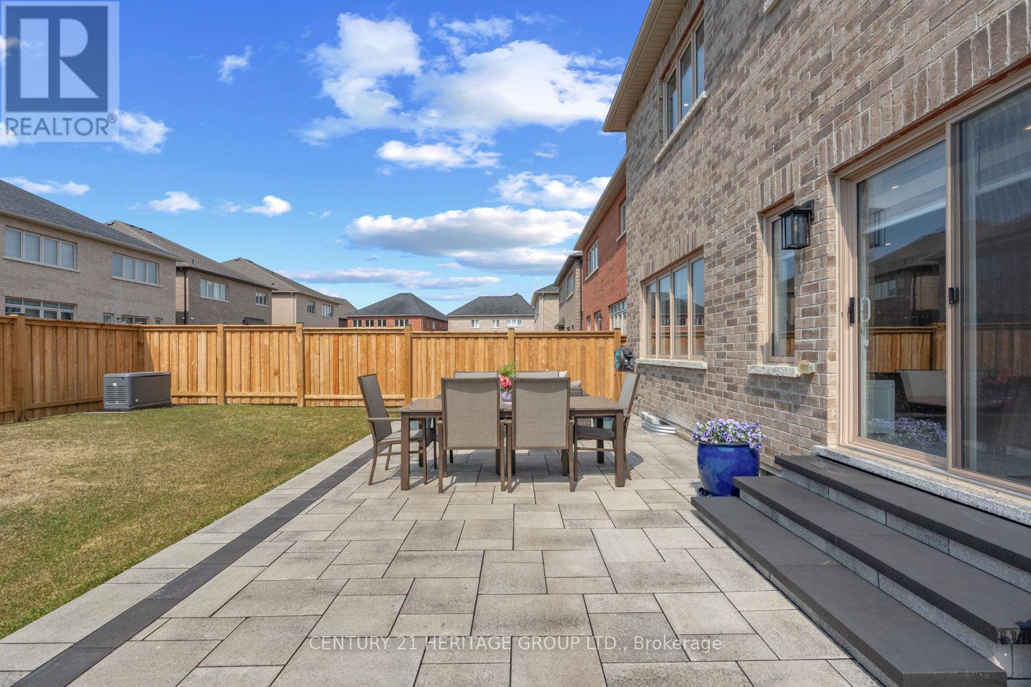 1530 HARKER STREET - 45
