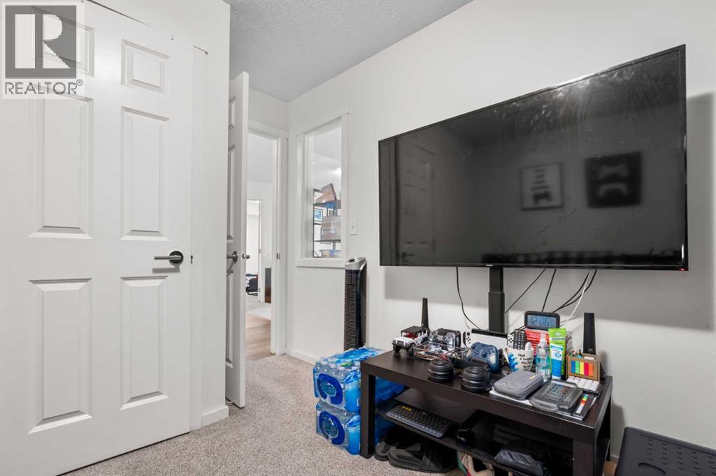 
          755 Copperpond Boulevard Southeast
            <br/>
            <span>Calgary</span>
            , 
            <span>AB</span>
             <span>T2Z4R2</span>
         - Photo 17