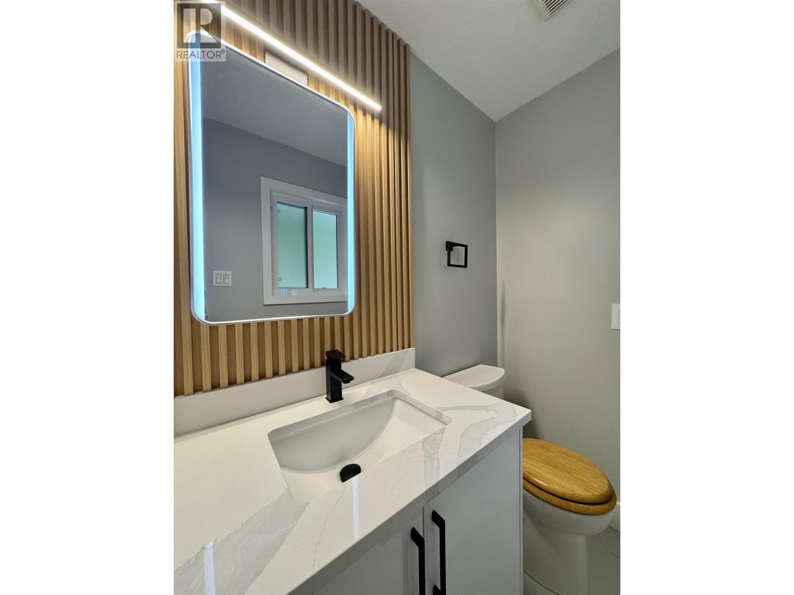 1831 KOOTENAY AVENUE - 22